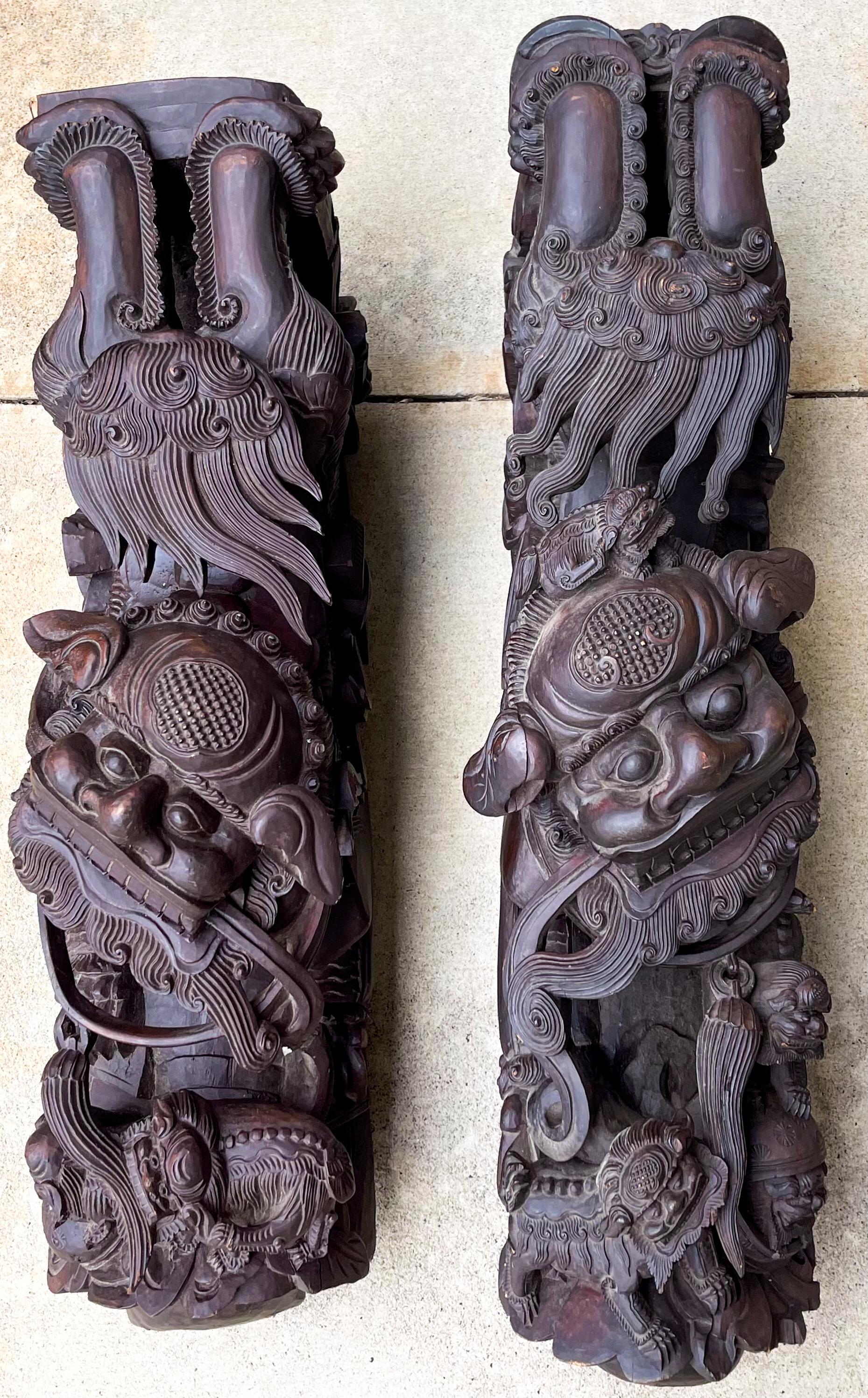 19th-C. Monumental Chinese Carved Food Dog Corbels / Architectural Fragments, 2 For Sale 2