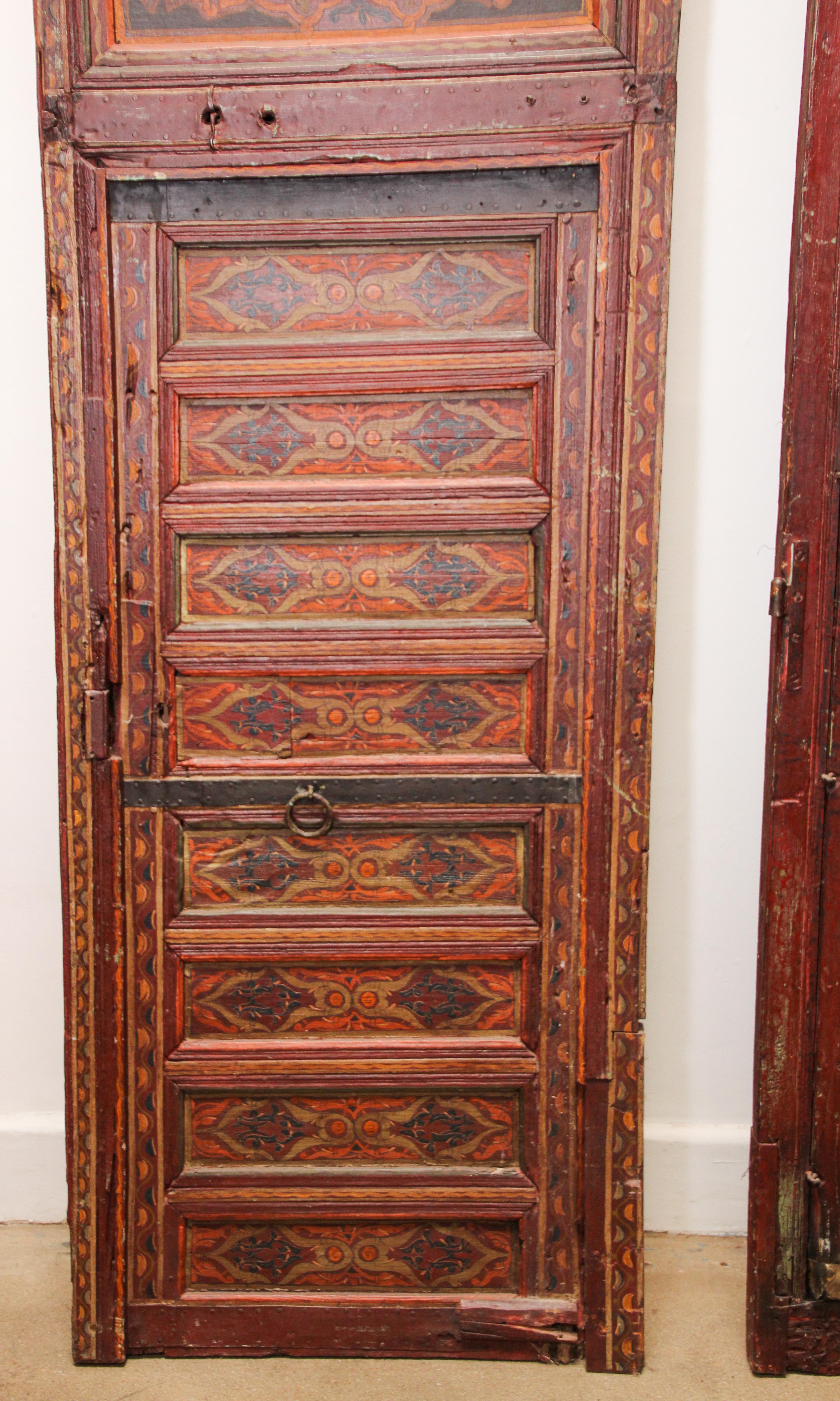 19th Century Moroccan Antique Double Door with Hand Painted Moorish Designs For Sale 8