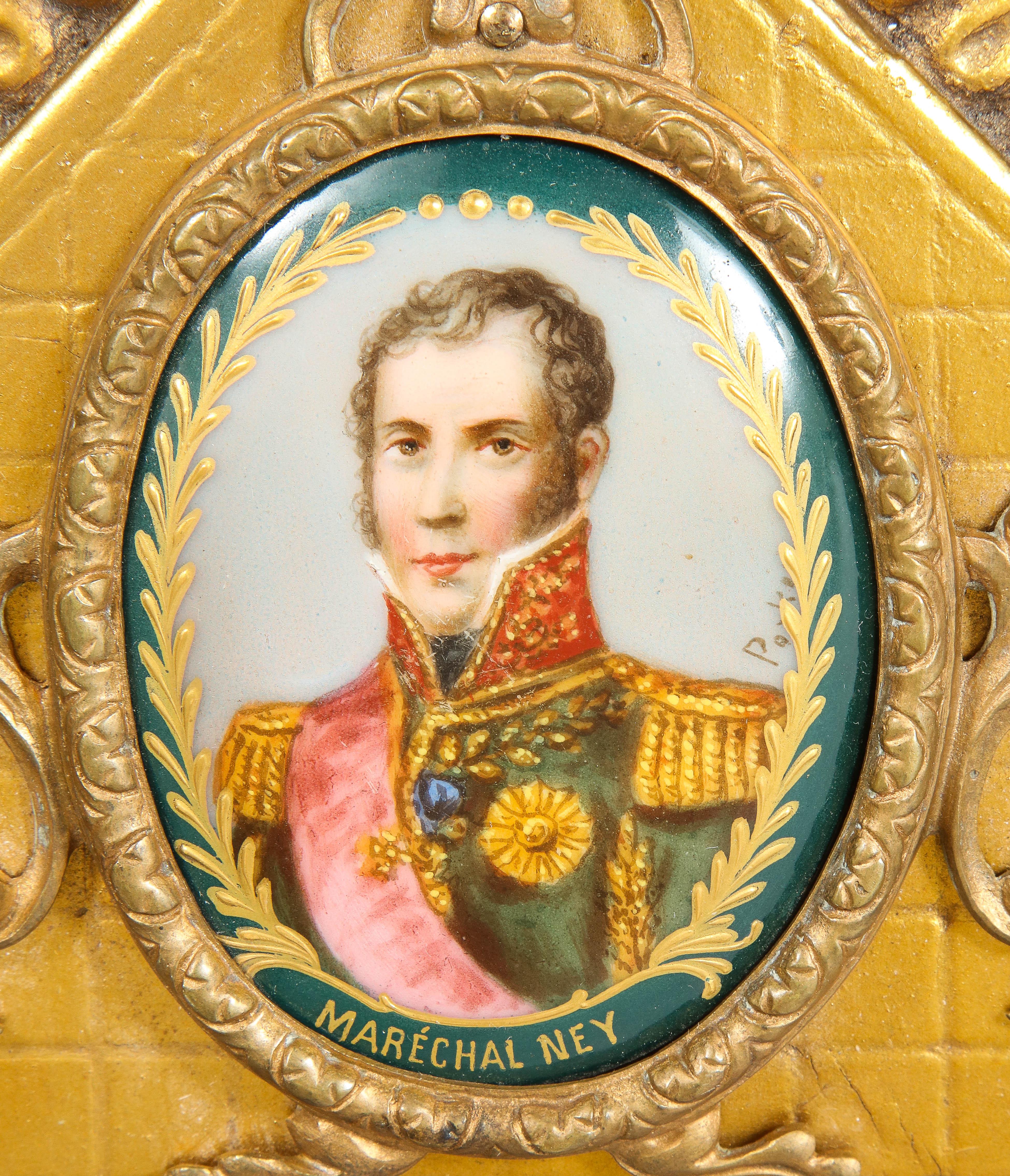 Napoleonischer Royal Vienna-Beistelltisch aus vergoldetem Holz mit Intarsien aus Porzellan, 19. Jahrhundert im Angebot 8