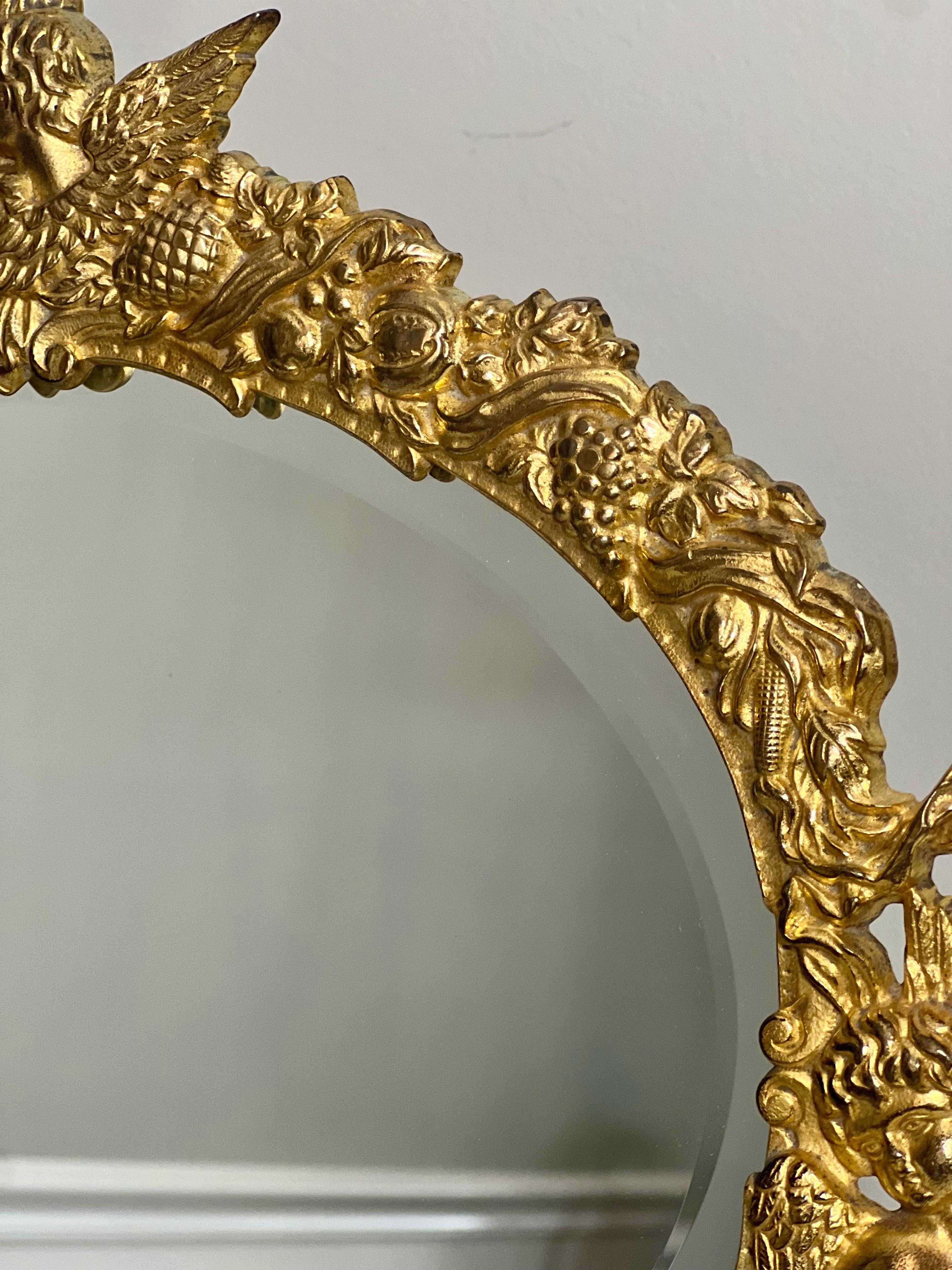A.I.C. National Brass and Iron Works Miroir de table biseauté en fonte dorée en vente 1