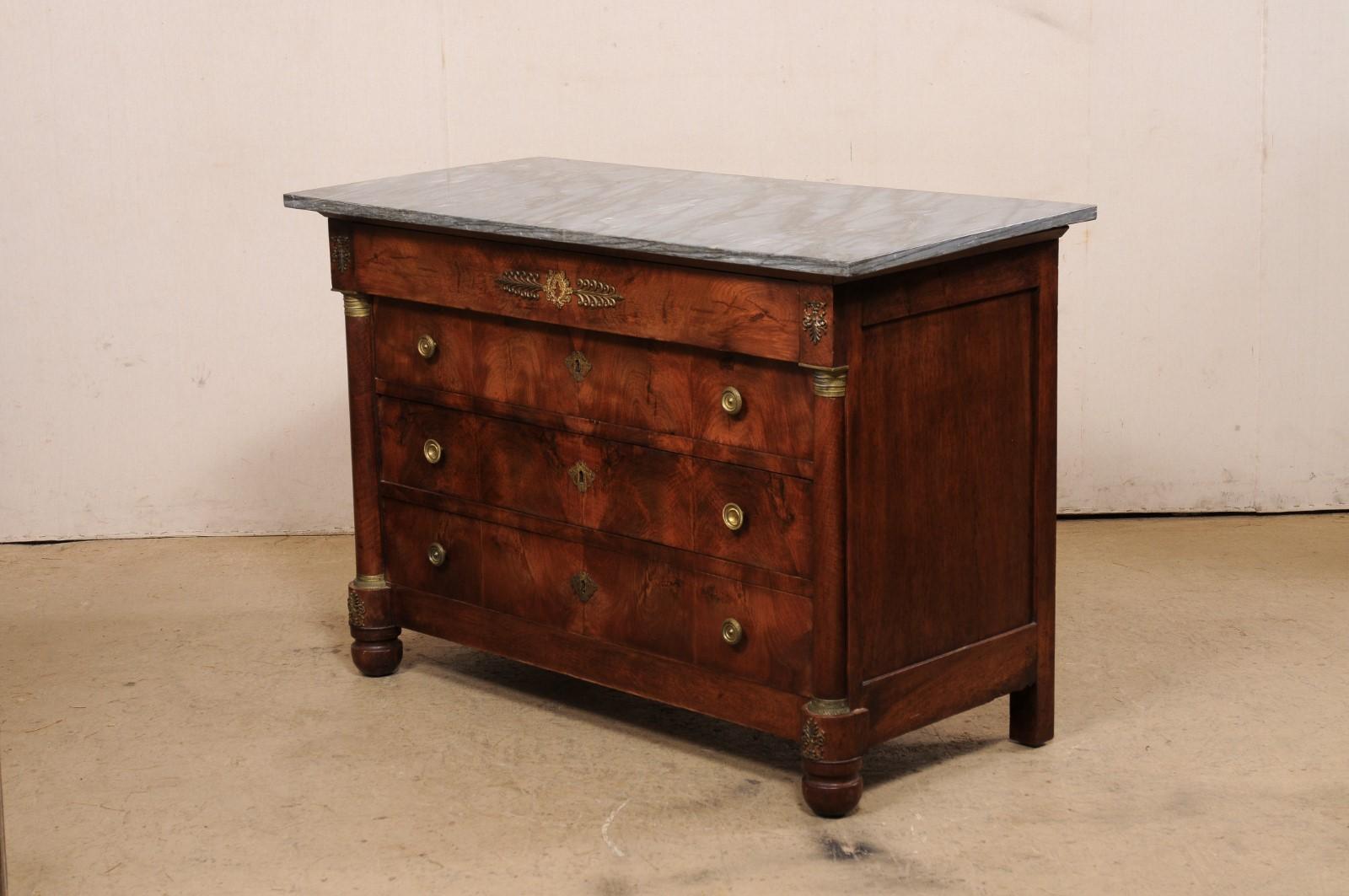 19th Century Neoclassical French Marble-Top Commode W/Exquisite Brass Accents For Sale 7