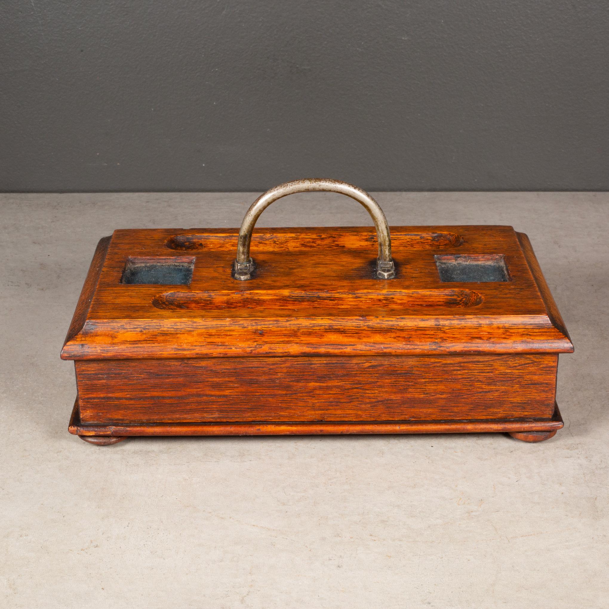 Chêne 19e s. Boîte à encre en Oak C.I.C. en vente