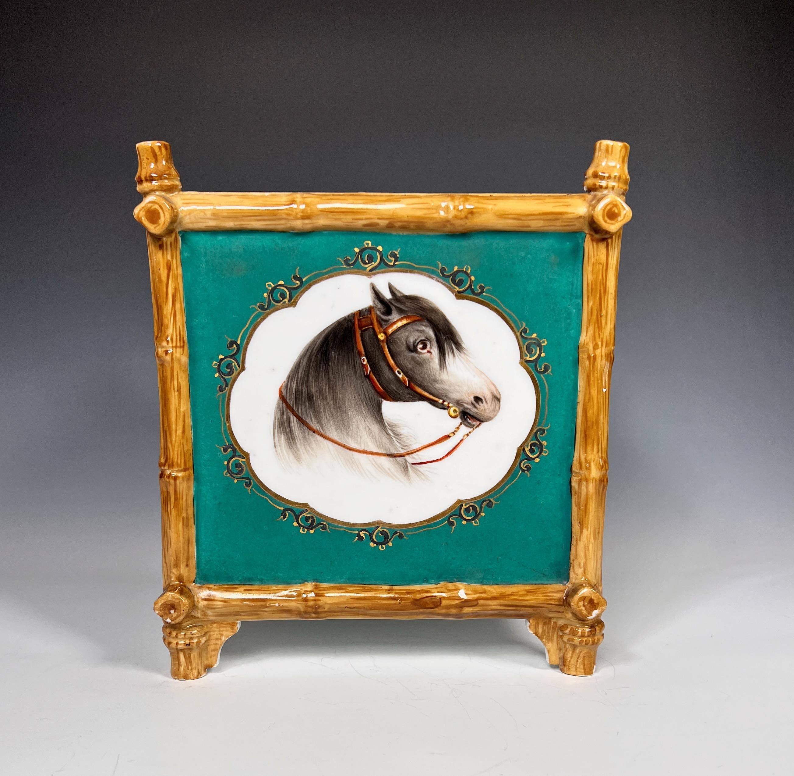 Macetero de Porcelana Pintado a Mano Old Paris del S. XIX con Retratos de Caballos en Bueno estado para la venta en Great Barrington, MA