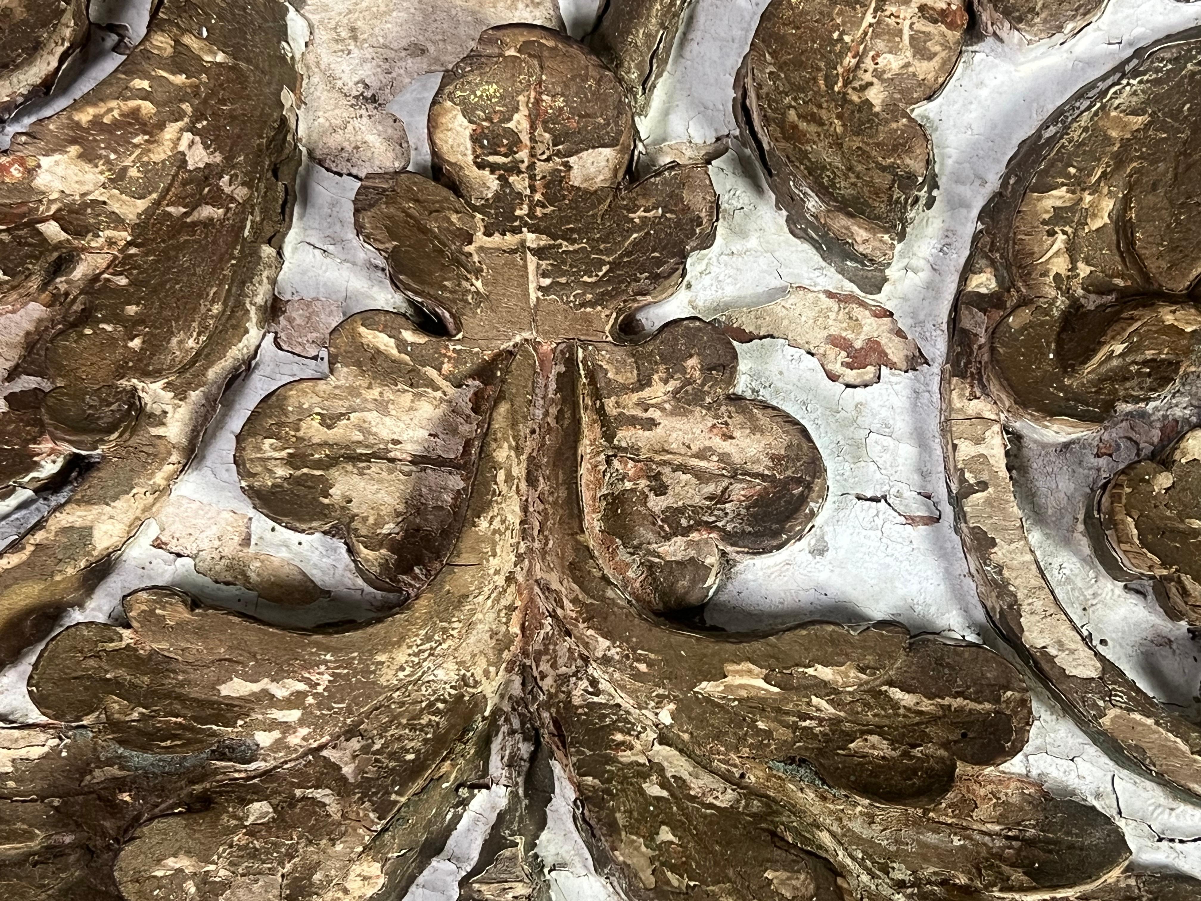 Specchio dipinto e dorato del XIX secolo A.I.C. in vendita 2