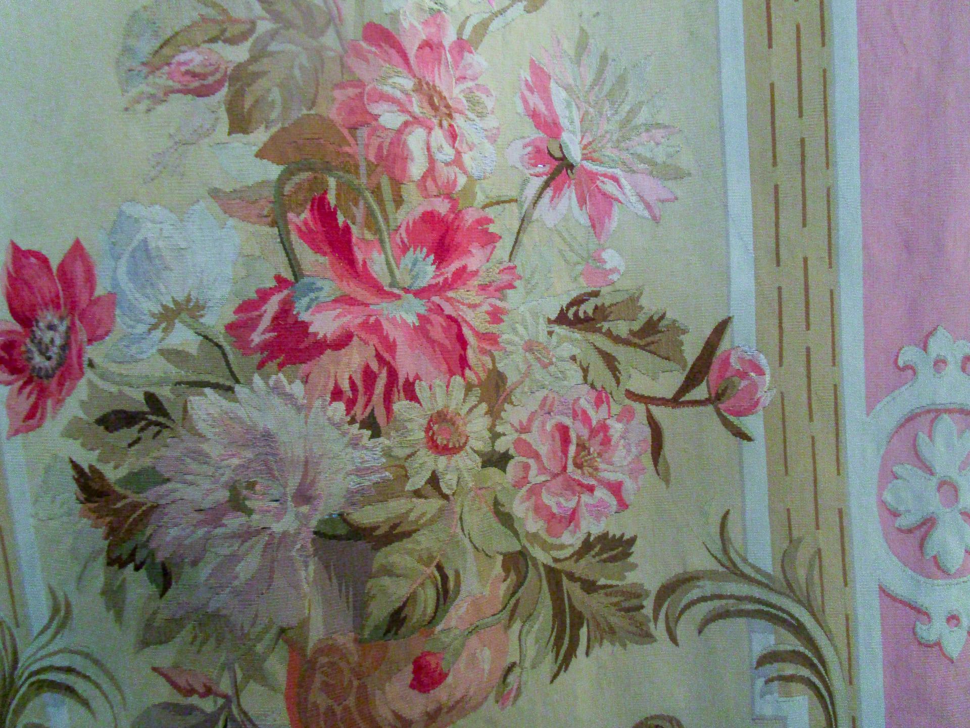 Paar französische Aubusson-Wandteppiche Entre Fenetres aus dem 19. Jahrhundert im Angebot 2