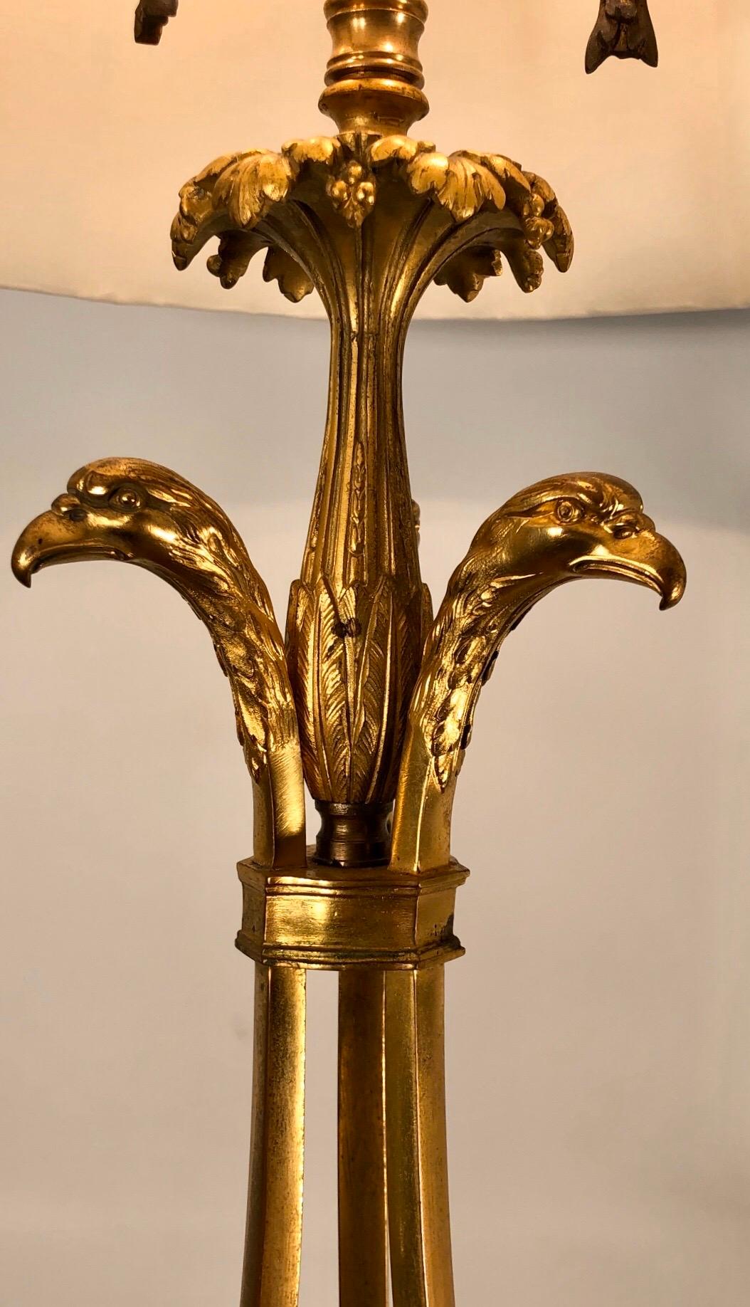 19th Century Pair of French Bronze Doré and Lapis Lamps with Eagle Heads For Sale 1