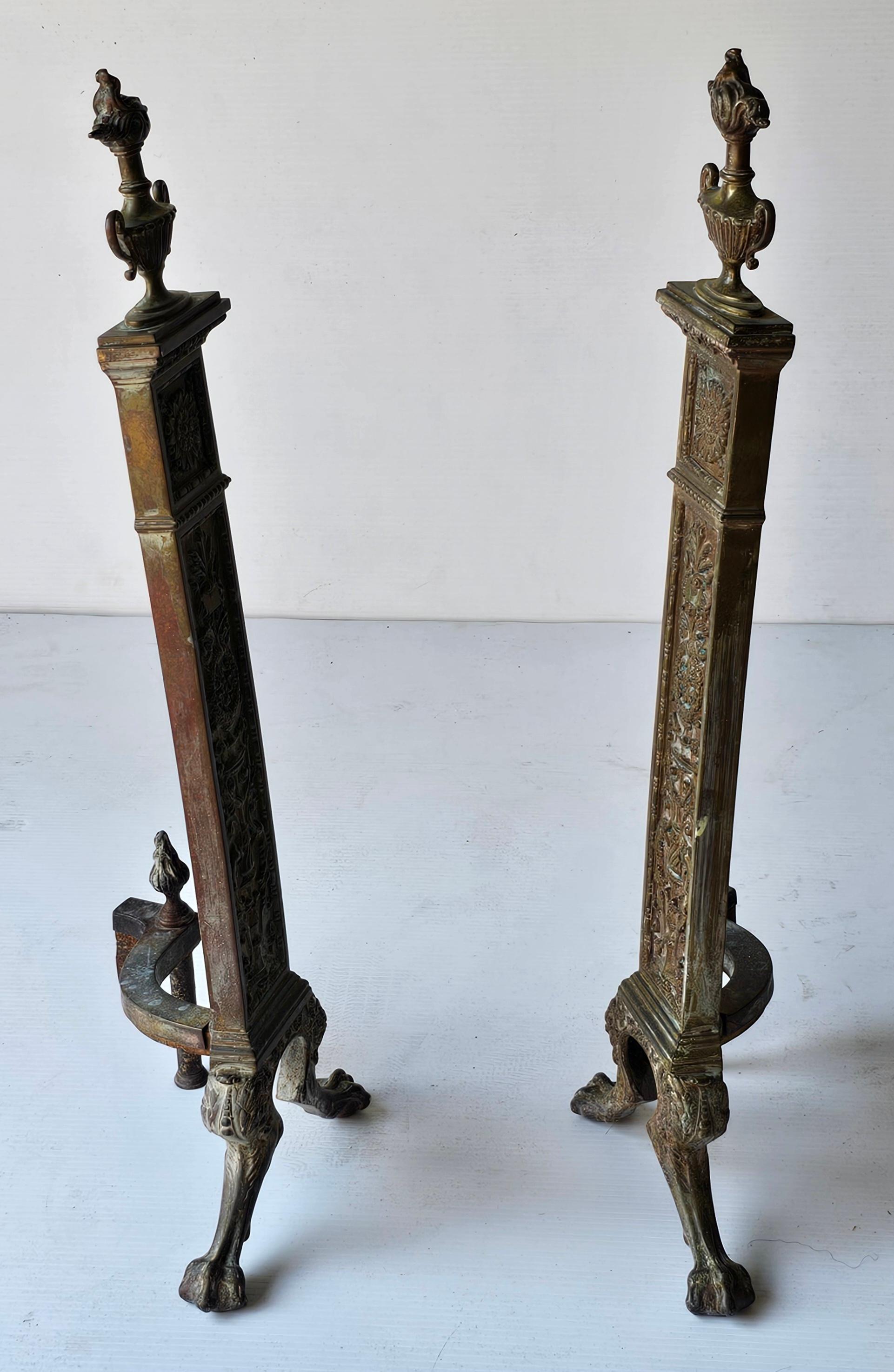 19th C. Pair of French Neoclassical Etched Decorated Patinated Bronze Andirons For Sale 1