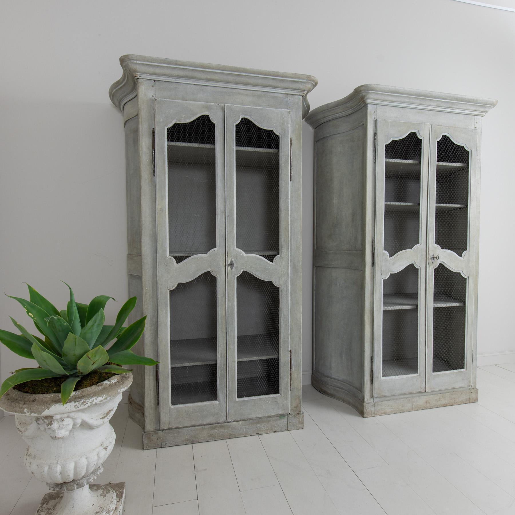 19th c. Pair of French Gray Painted Armoire Cabinets with Serpentine Sides For Sale 9