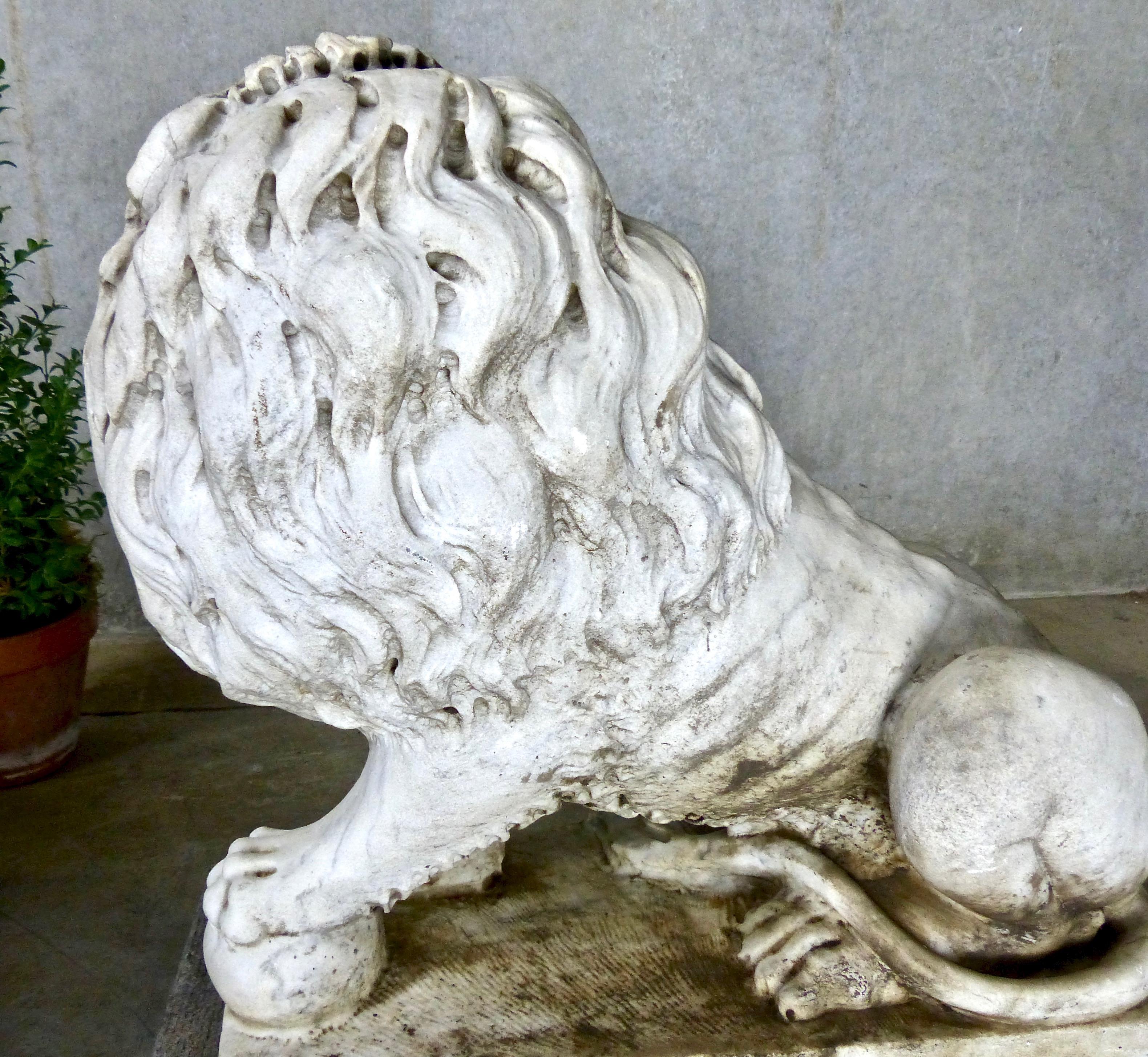 19th c Pair of Italian Hand-Carved Solid Marble Lions from Venice 2