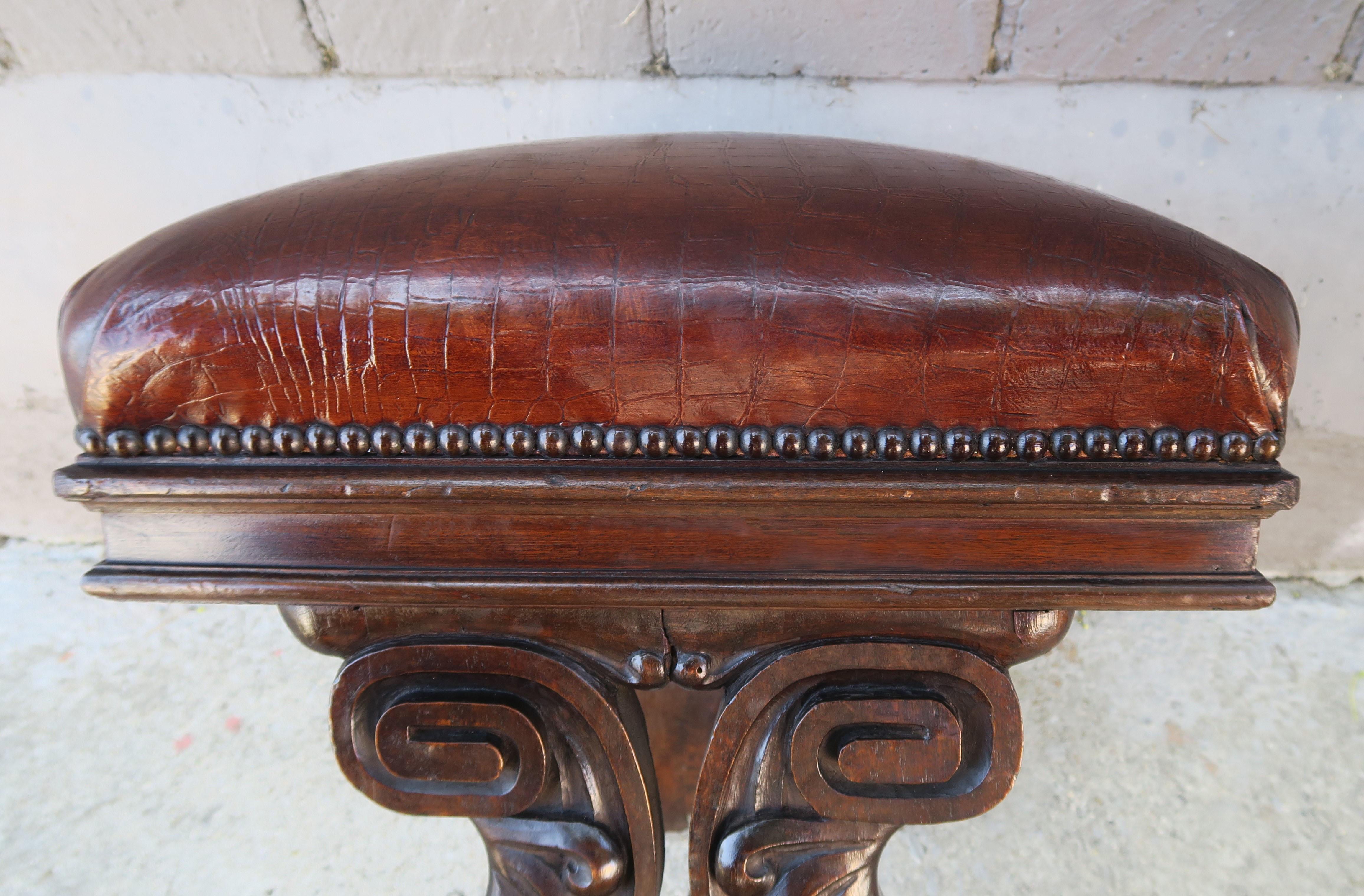 19th Century Pair of Italian Walnut Embossed Leather Benches 3