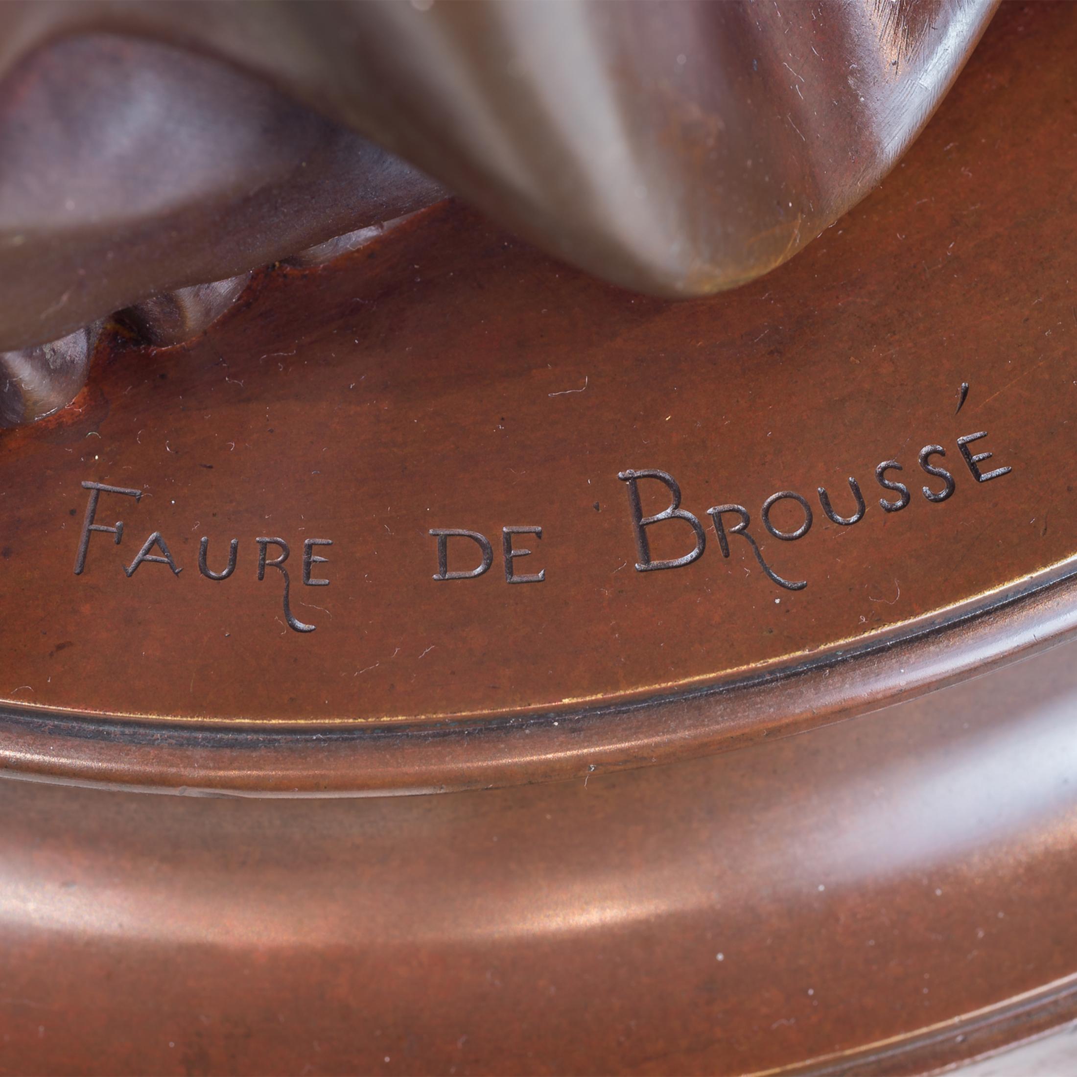 Patinated Bronze Sculpture of Two Lovers by Vincent Faure de Brousse In Good Condition For Sale In New York, NY