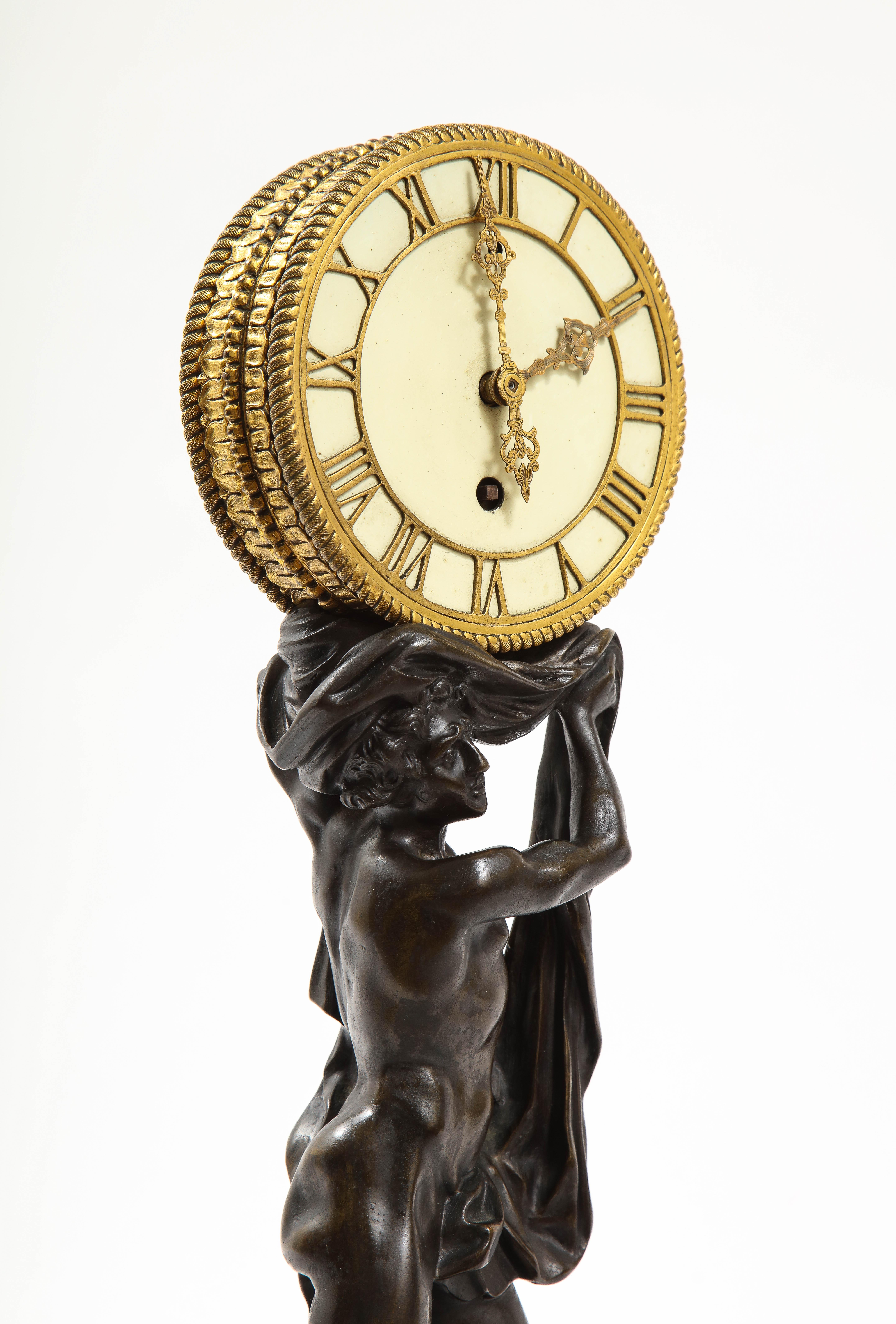Orologio Ercole in bronzo patinato e dorato del 19° secolo su base in marmo, E.F. A. Caldwell in vendita 2