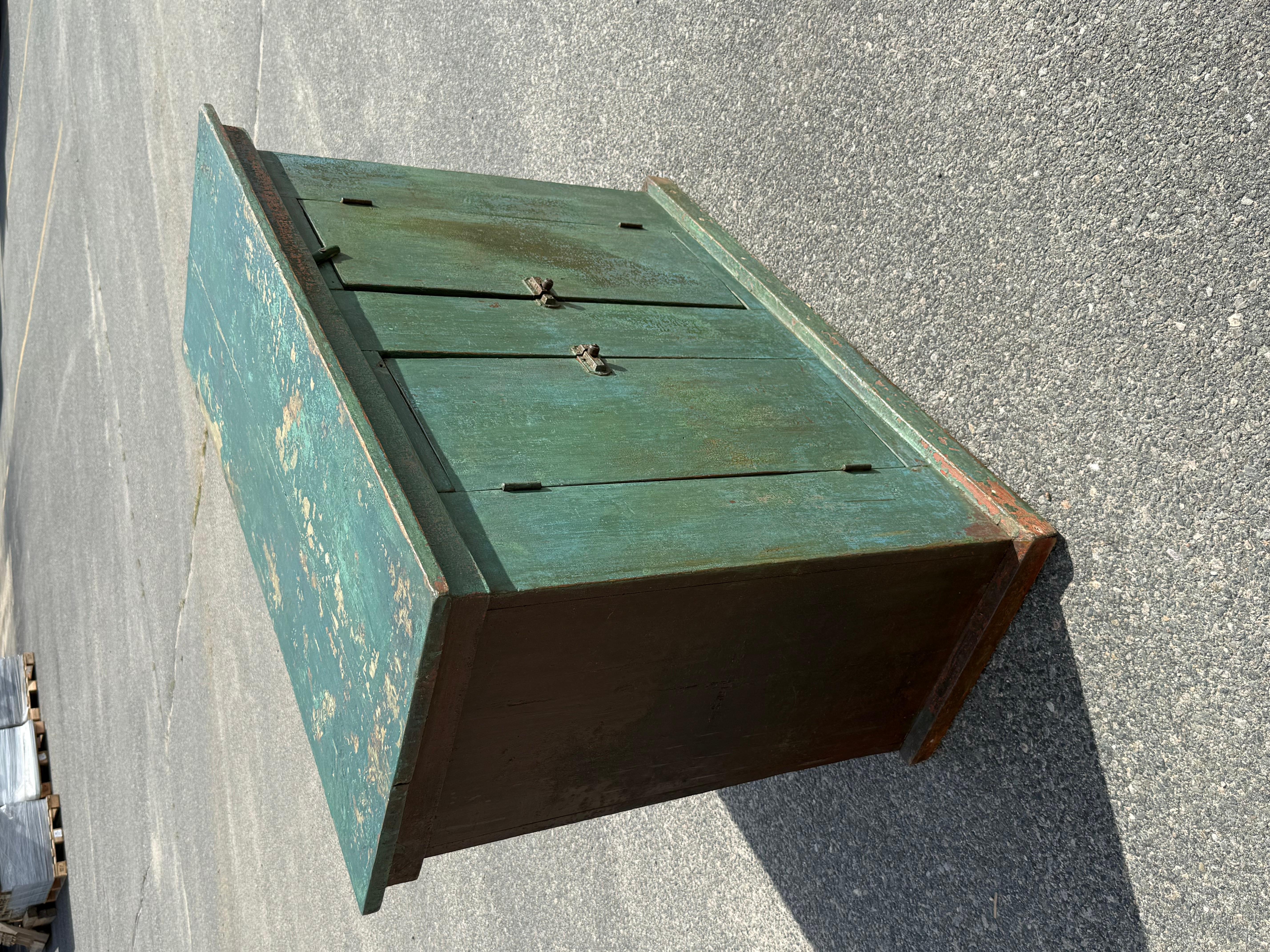 19th c. Pine Buffet in Early Green/Blue Paint In Good Condition For Sale In Nantucket, MA