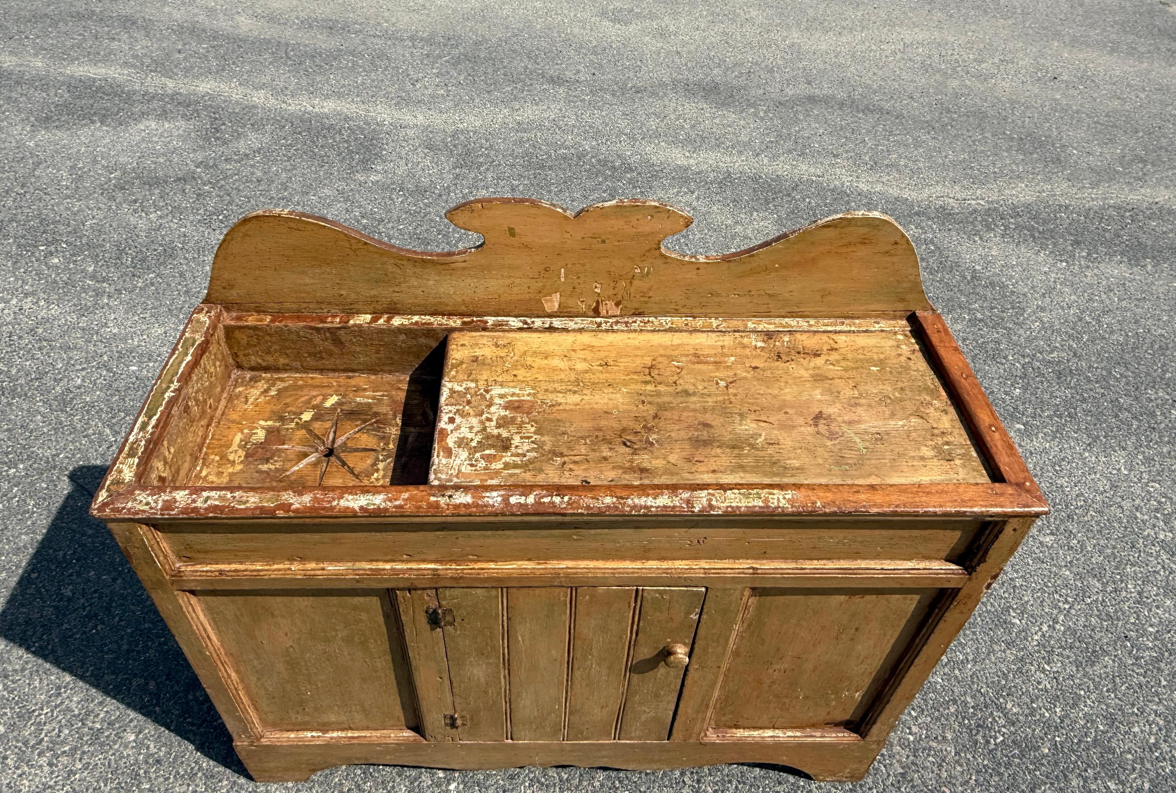 19th Century 19th c. Pine Dry Sink in Original Paint For Sale