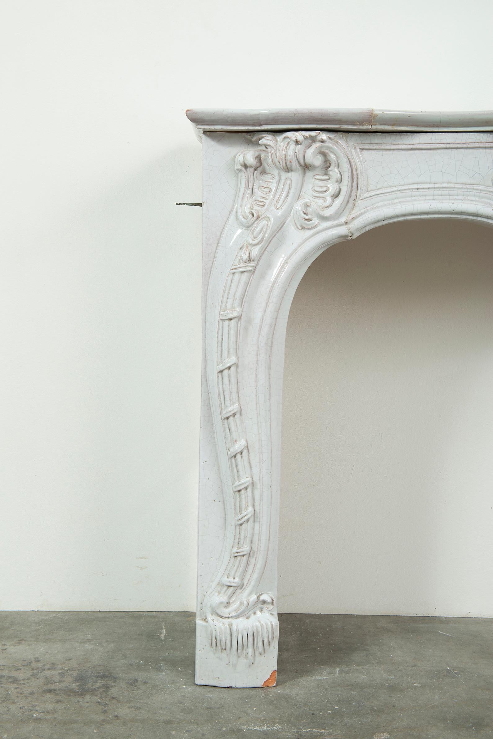 19th c. Porcelain French Rococo Fireplace For Sale 5