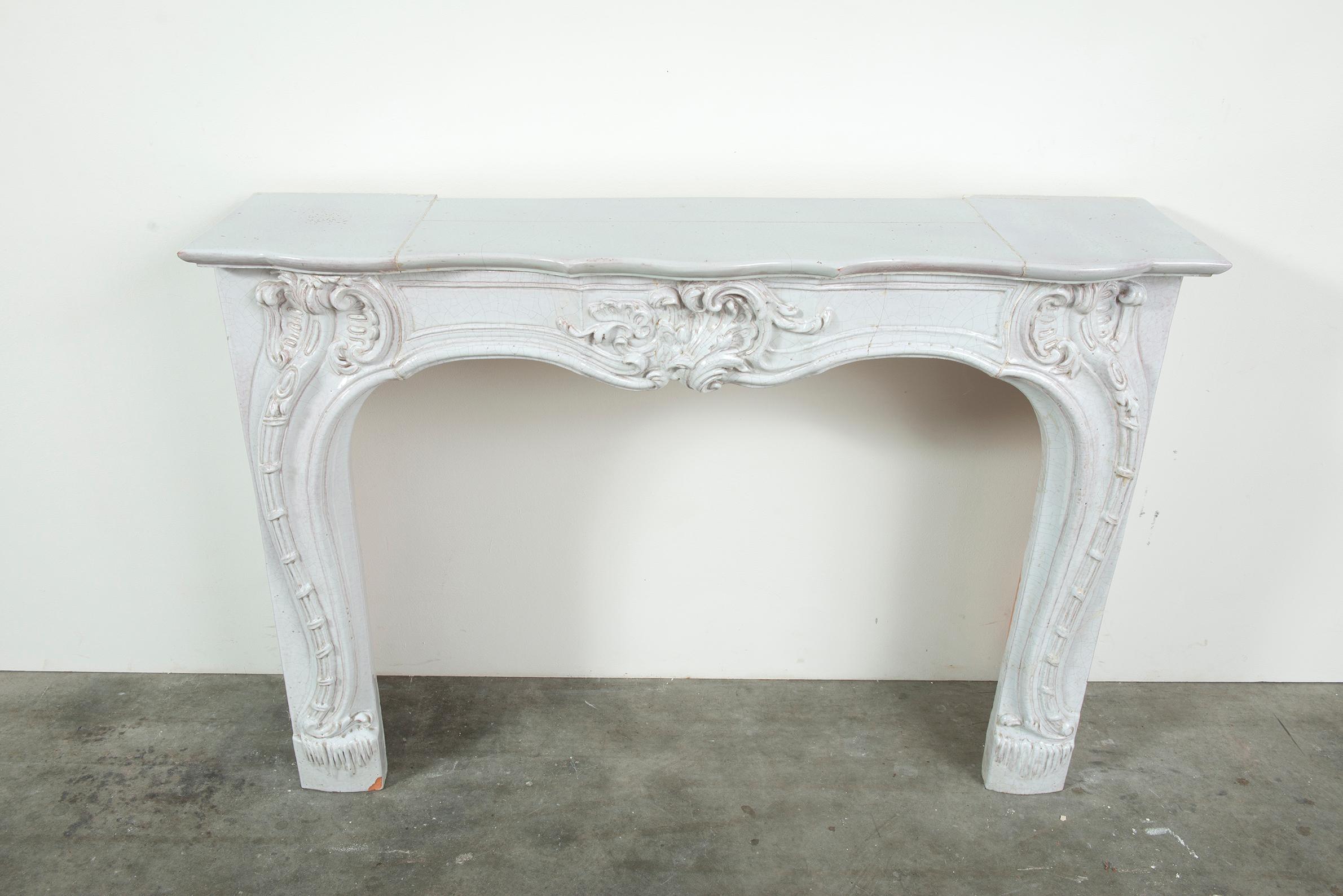 19th c. Porcelain French Rococo Fireplace For Sale 7