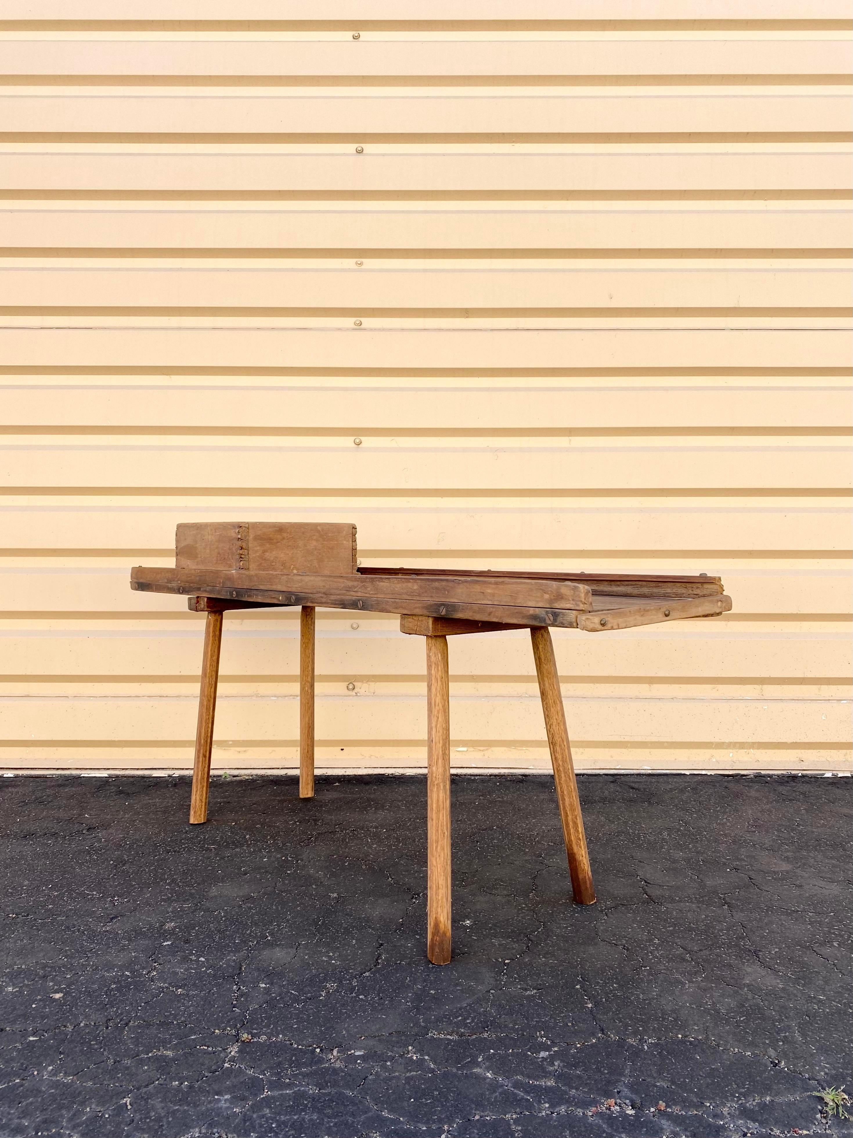 Américain Console primitive Cutter Cabbage Cutter du 19ème siècle / Folk Art en vente