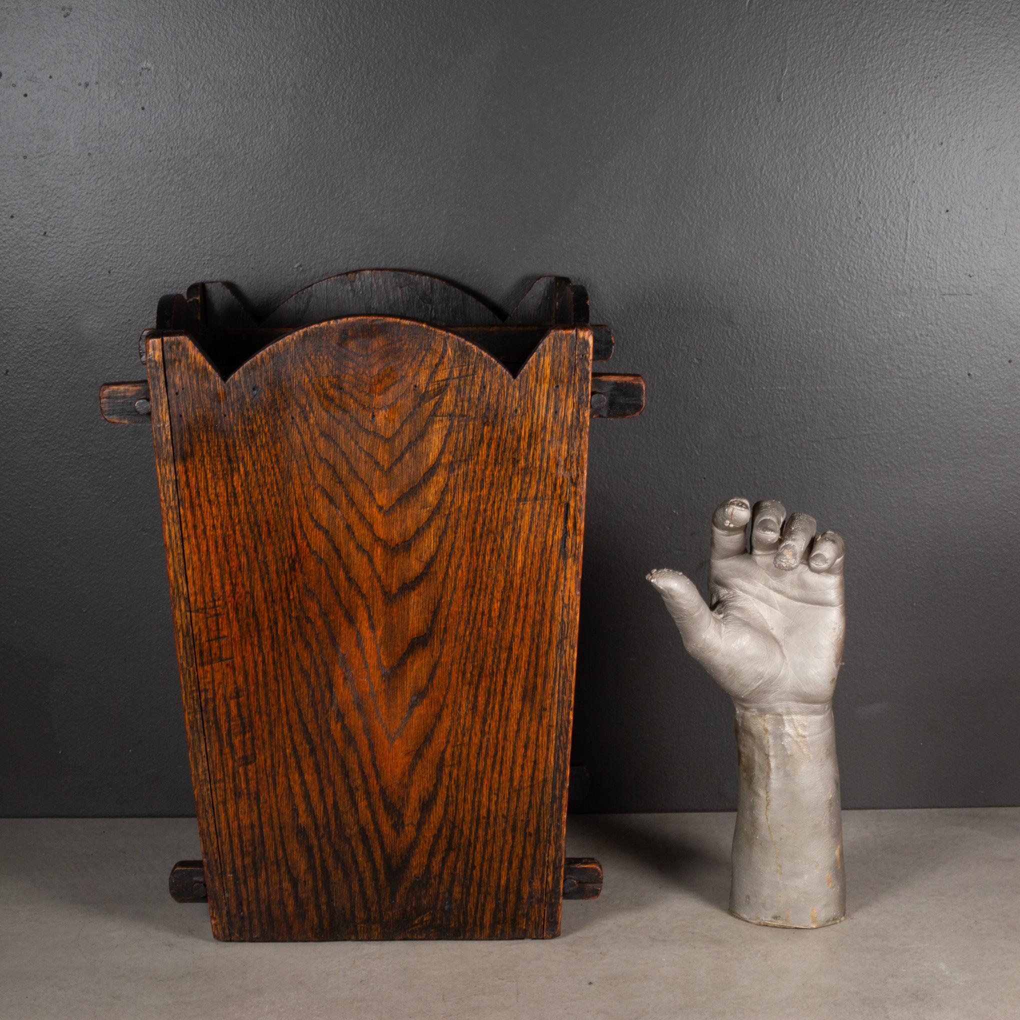 19e s. Stand pour parapluie ou corbeille à papier primitif en Oak C.C. en vente 2