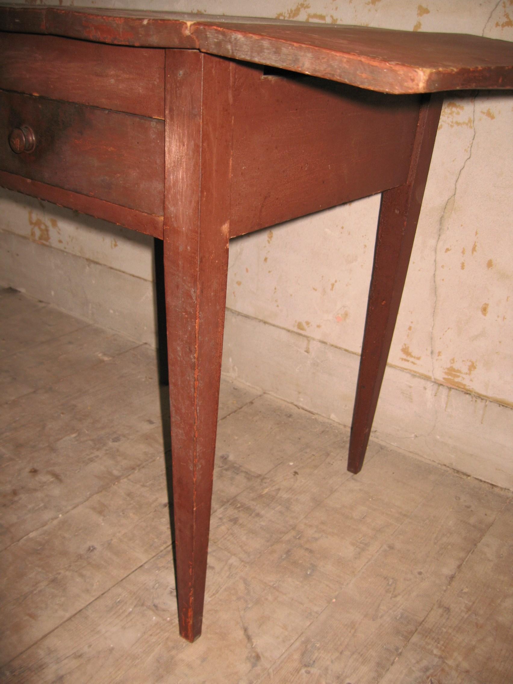 American 19th Century Primitive Tapered Leg 1-Drawer Stand Old Red Paint For Sale