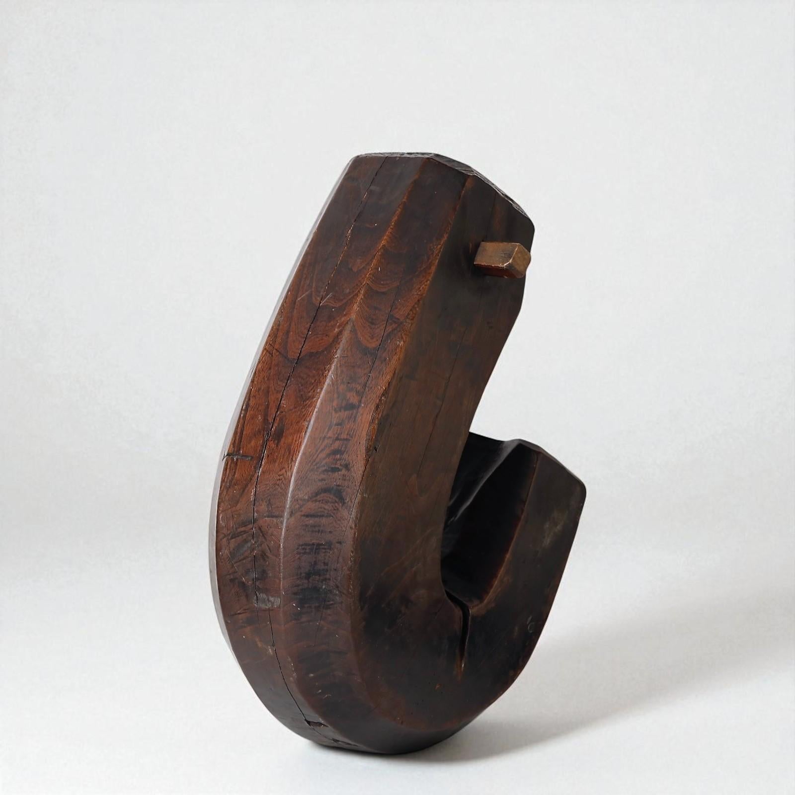 19th c  Rare folk brazier wooden hook. Edo-Meji period For Sale 4