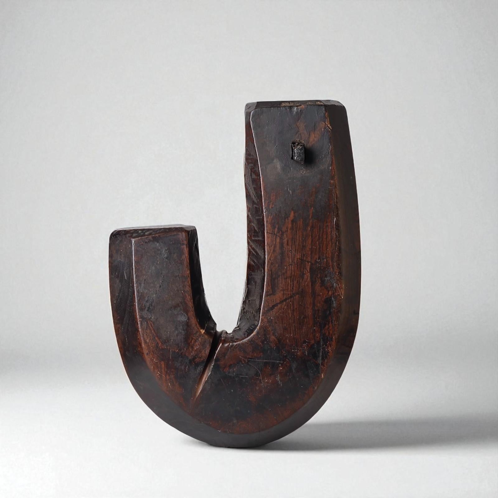 19th c  Rare folk brazier wooden hook. Edo-Meji period In Good Condition For Sale In Fukuoka, JP