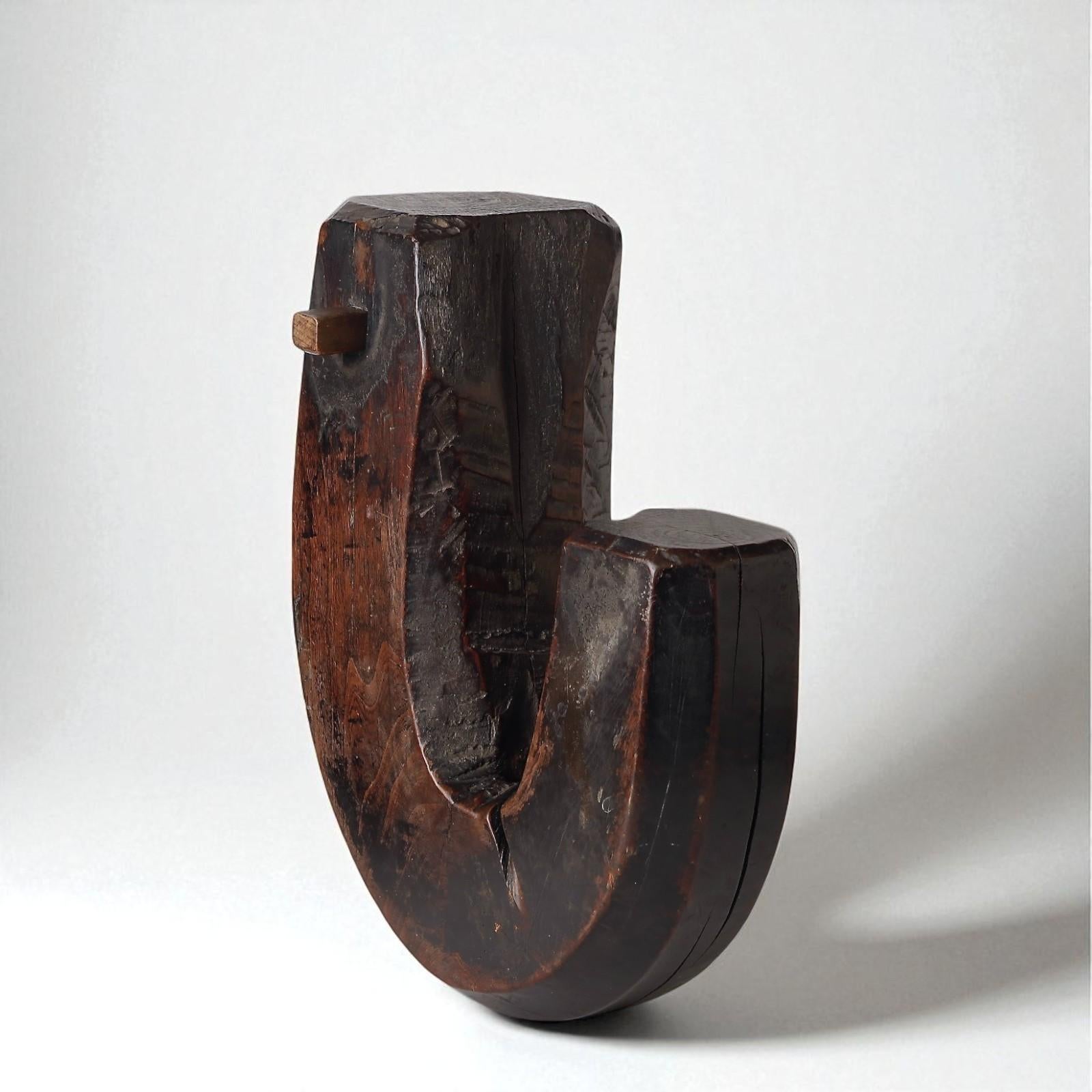 19th c  Rare folk brazier wooden hook. Edo-Meji period For Sale 1