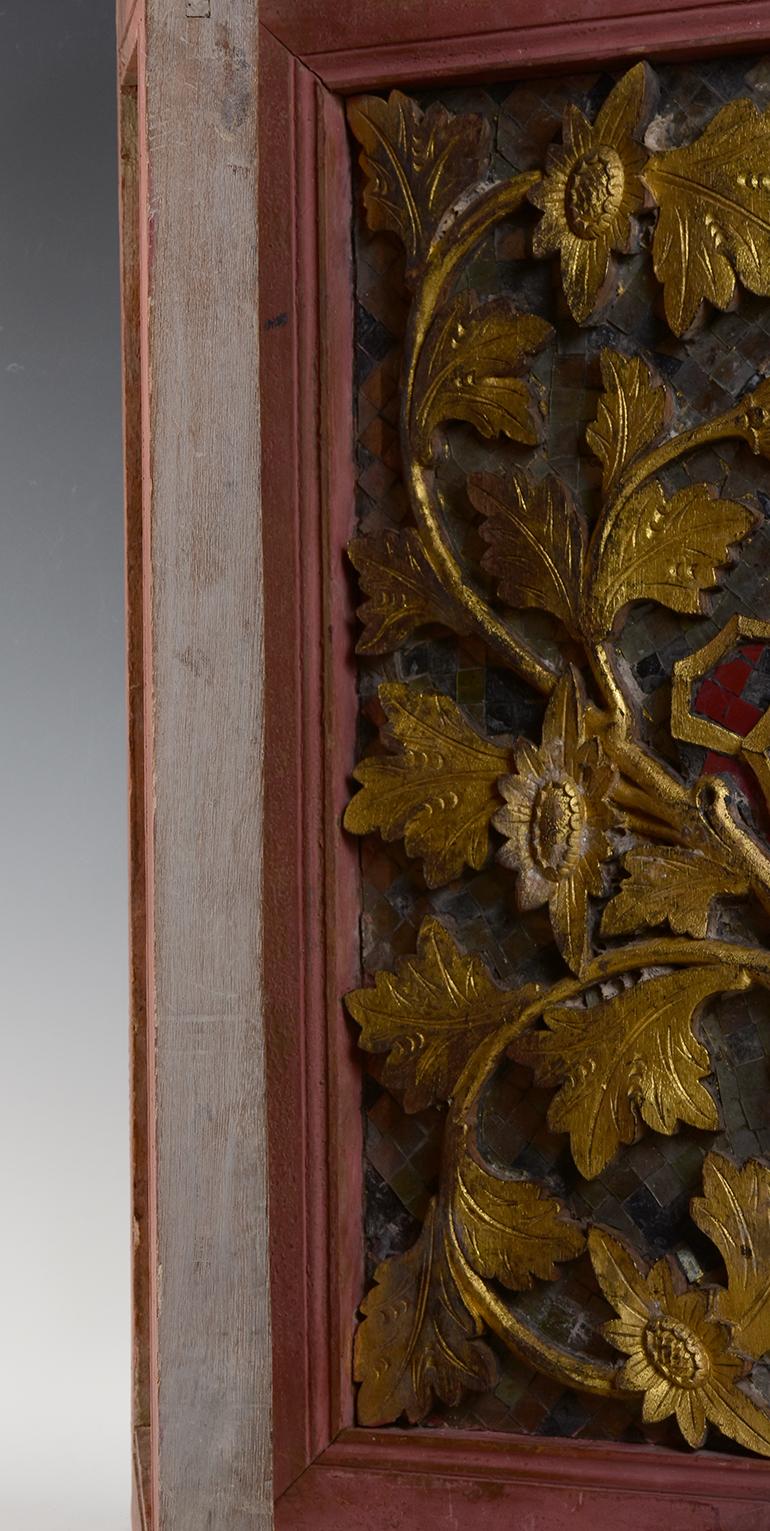 19th C., Rattanakosin, A Set of Antique Thai Wood Carving Panels with Flower For Sale 8