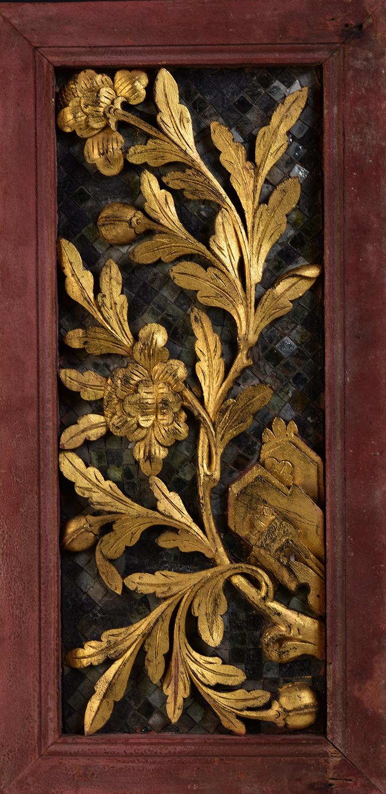 19th C., Rattanakosin, A Set of Antique Thai Wood Carving Panels with Flower For Sale 4