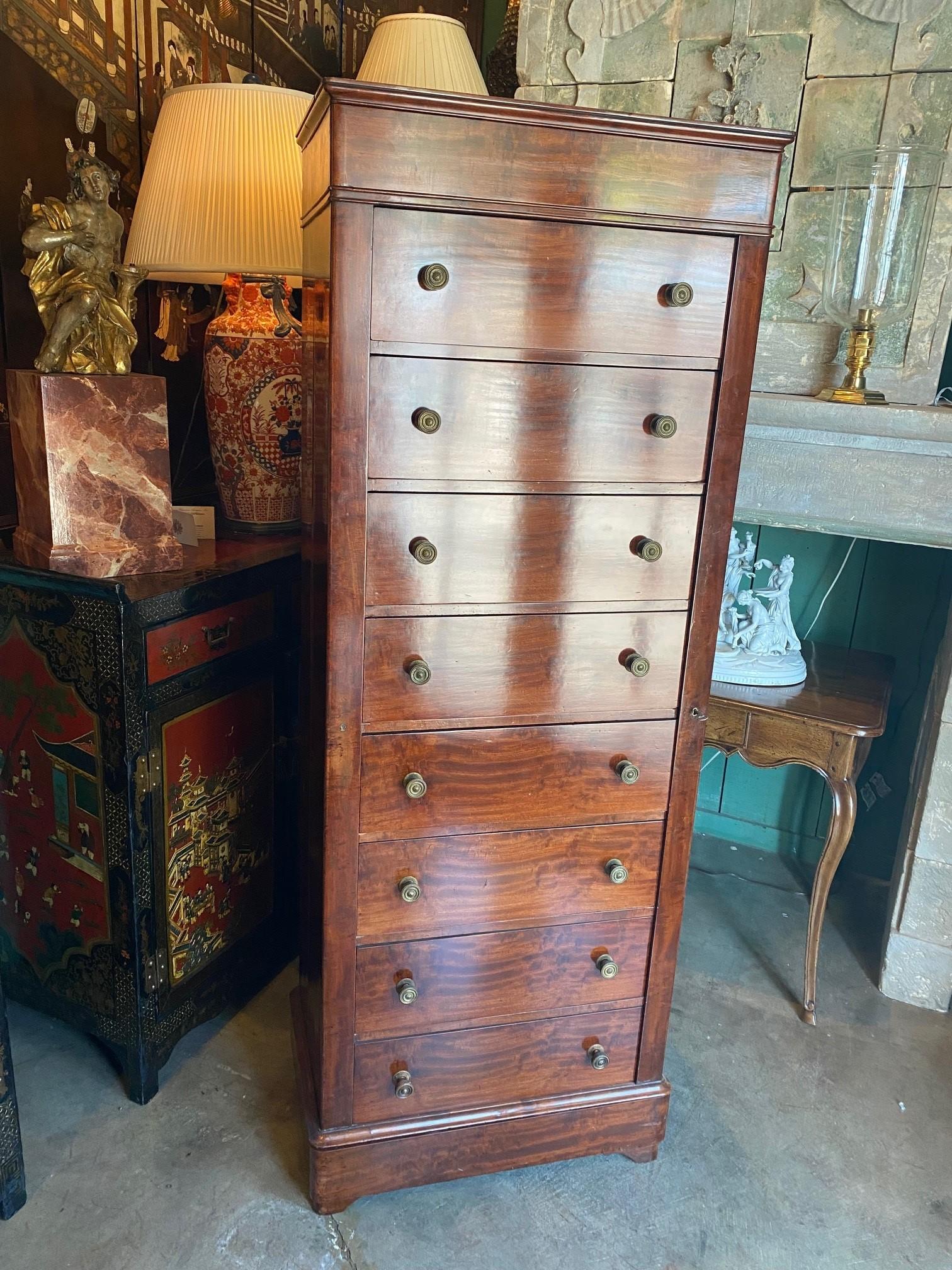 Anglais 19ème C. Regency Mahogany Chiffonier Tall Chest of Drawers Filing Cabinet Antique en vente