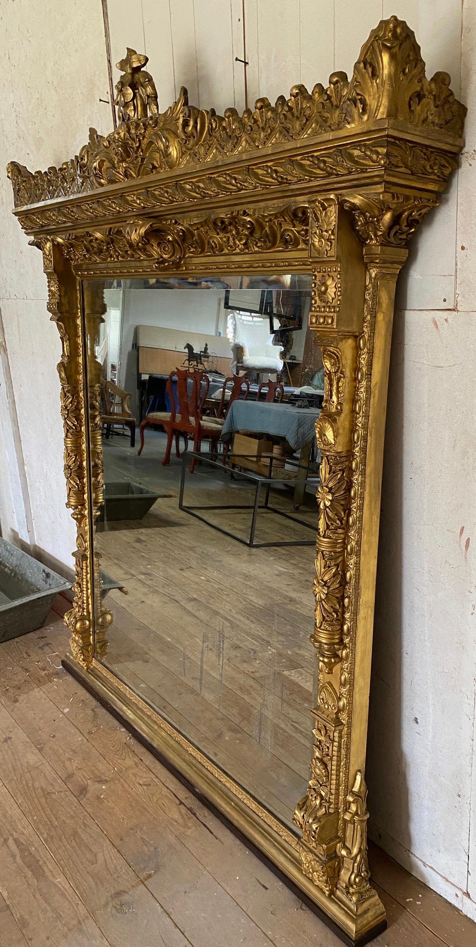 19. Jahrhundert Renaissance-Stil Übermantle-Spiegel (Geschnitzt) im Angebot