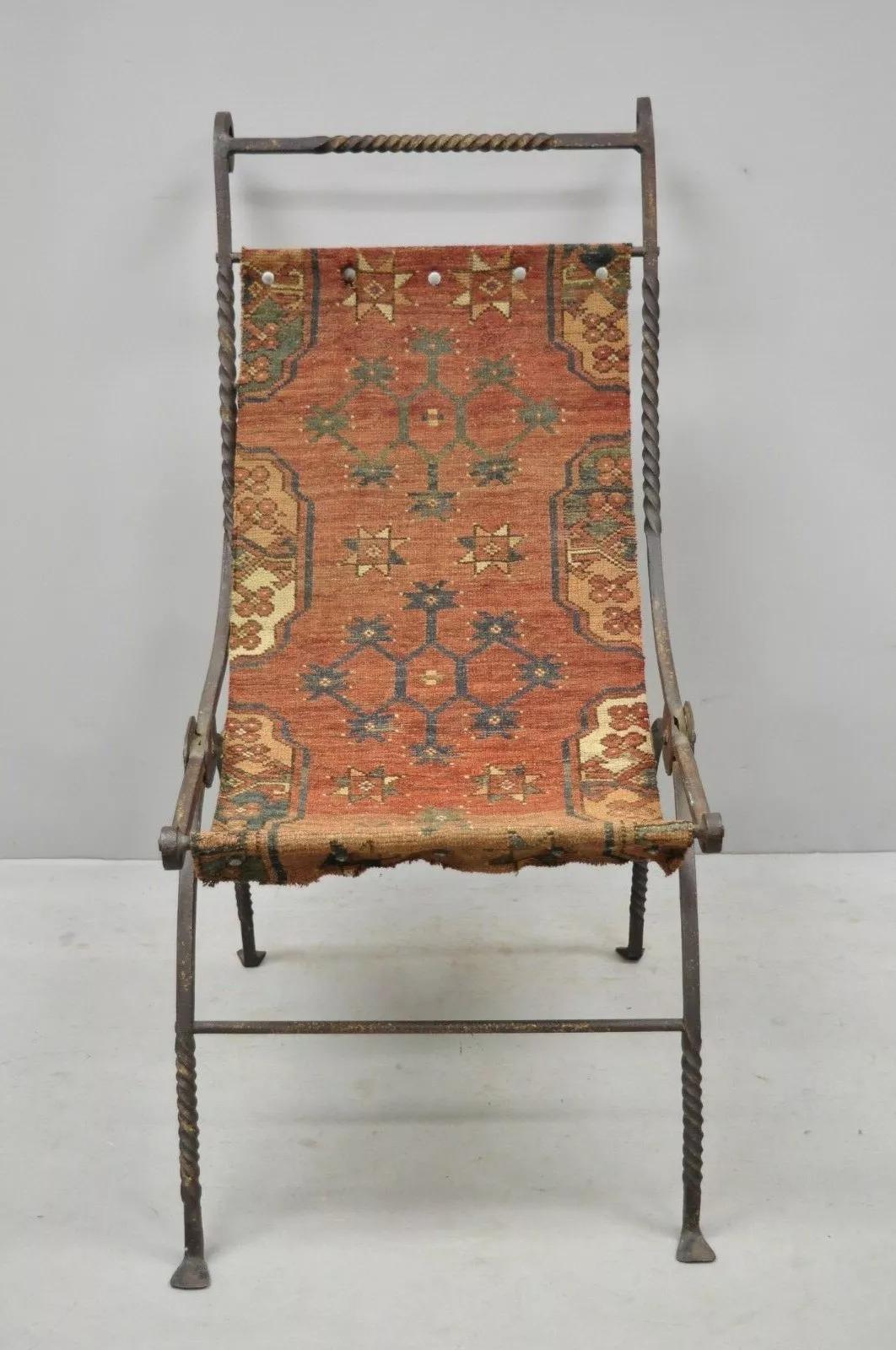Inconnu A.I.C. Curule Savonarola, chaise d'appoint à tapis, en fer forgé, de la Renaissance en vente
