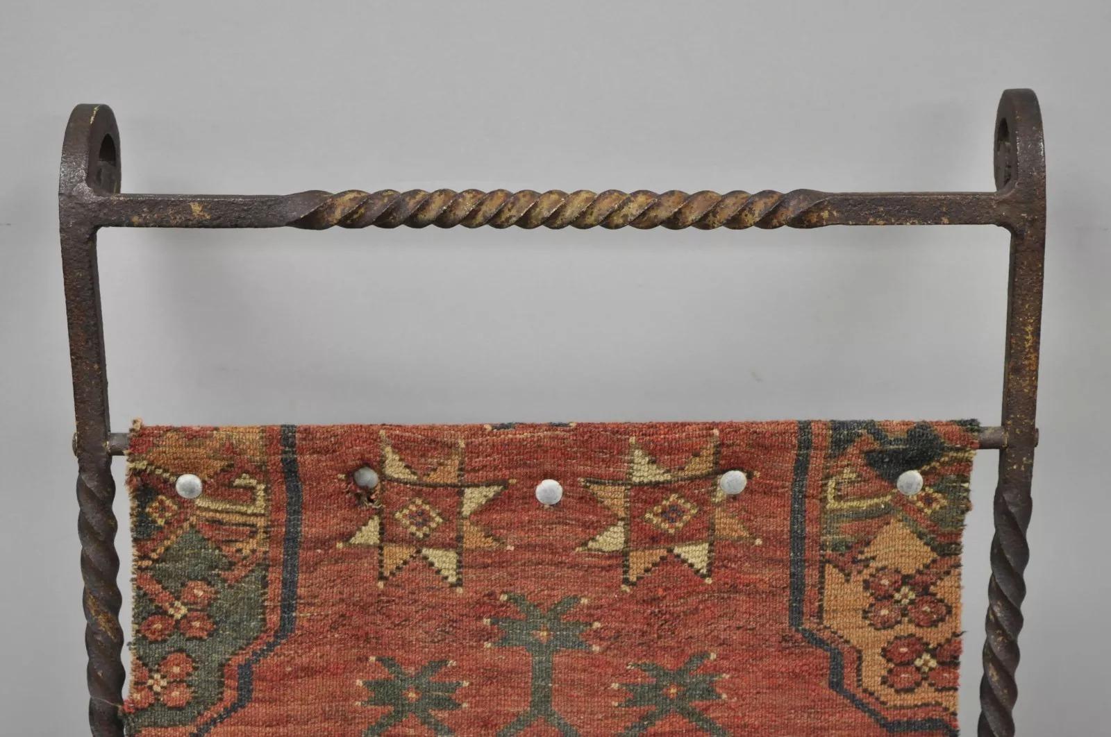 Fer forgé A.I.C. Curule Savonarola, chaise d'appoint à tapis, en fer forgé, de la Renaissance en vente
