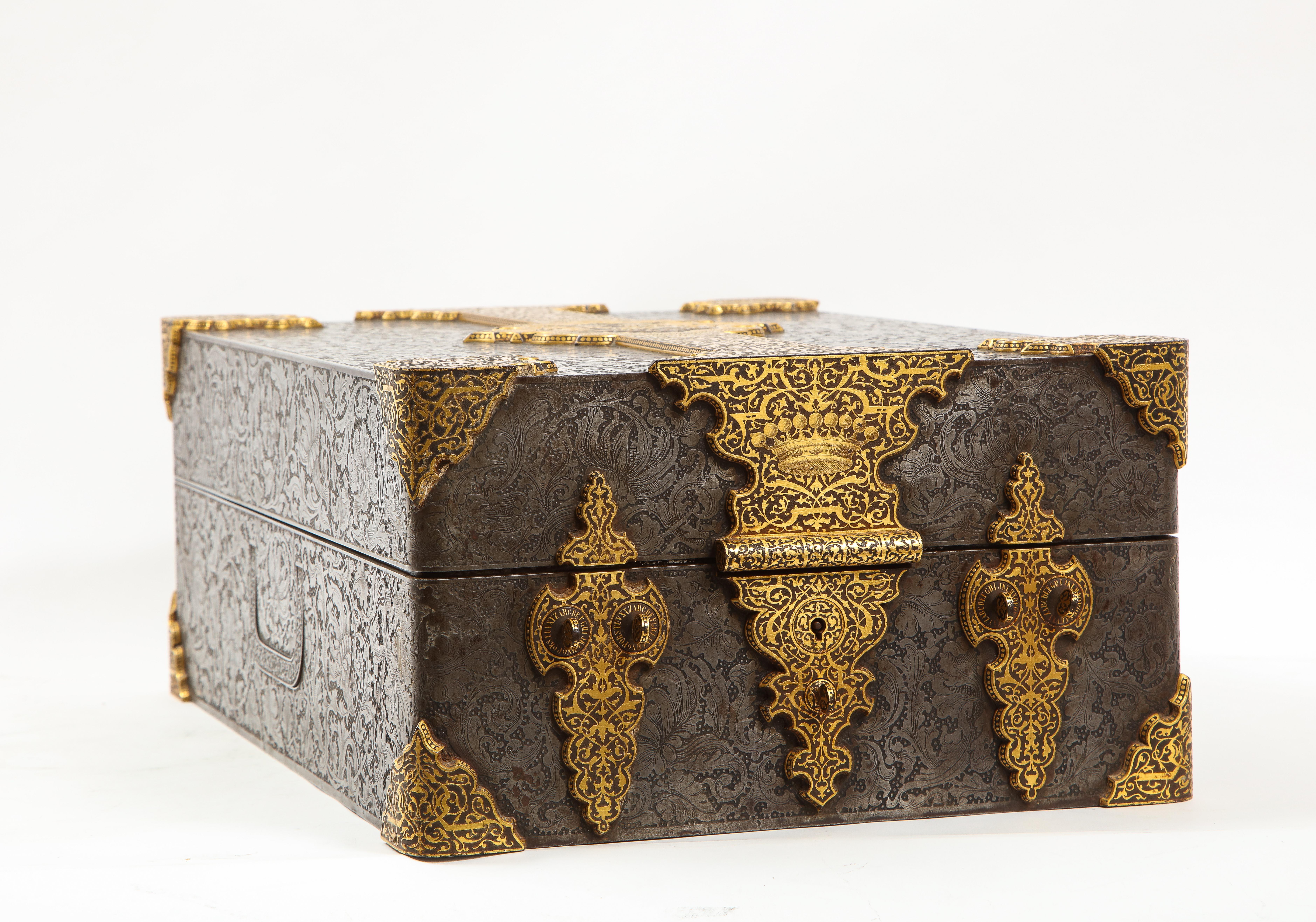 Increíble Caja/Caja Real del Siglo XIX con Escudo de Armas, Hecha de Oro, Damasquinado y Acero Grabado.  Charles Le Hon, político, abogado e industrial belga, fue embajador en Francia y diputado en la Cámara de Representantes belga. Fue creado Conde
