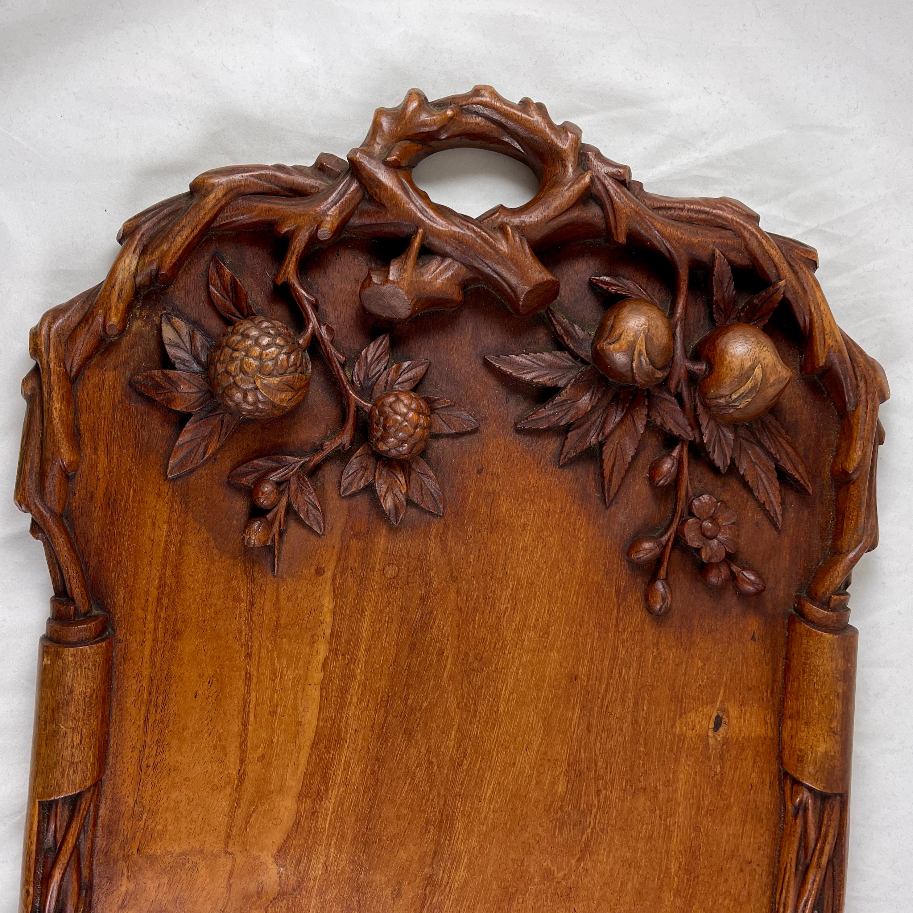 19th C Rustic Black Forest Hand Carved Walnut Branching Fruit Serving Tray For Sale 6