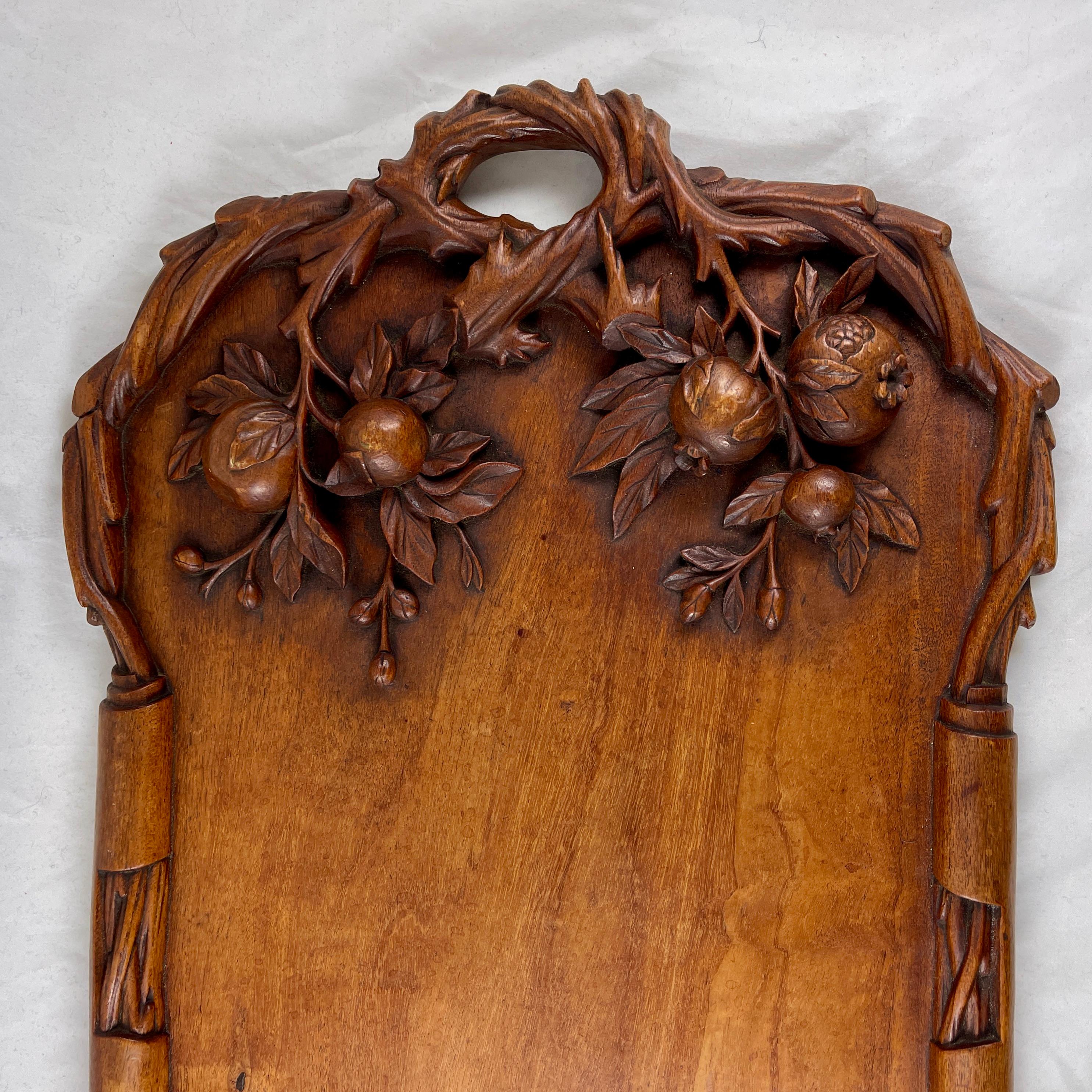 19th C Rustic Black Forest Hand Carved Walnut Branching Fruit Serving Tray For Sale 7