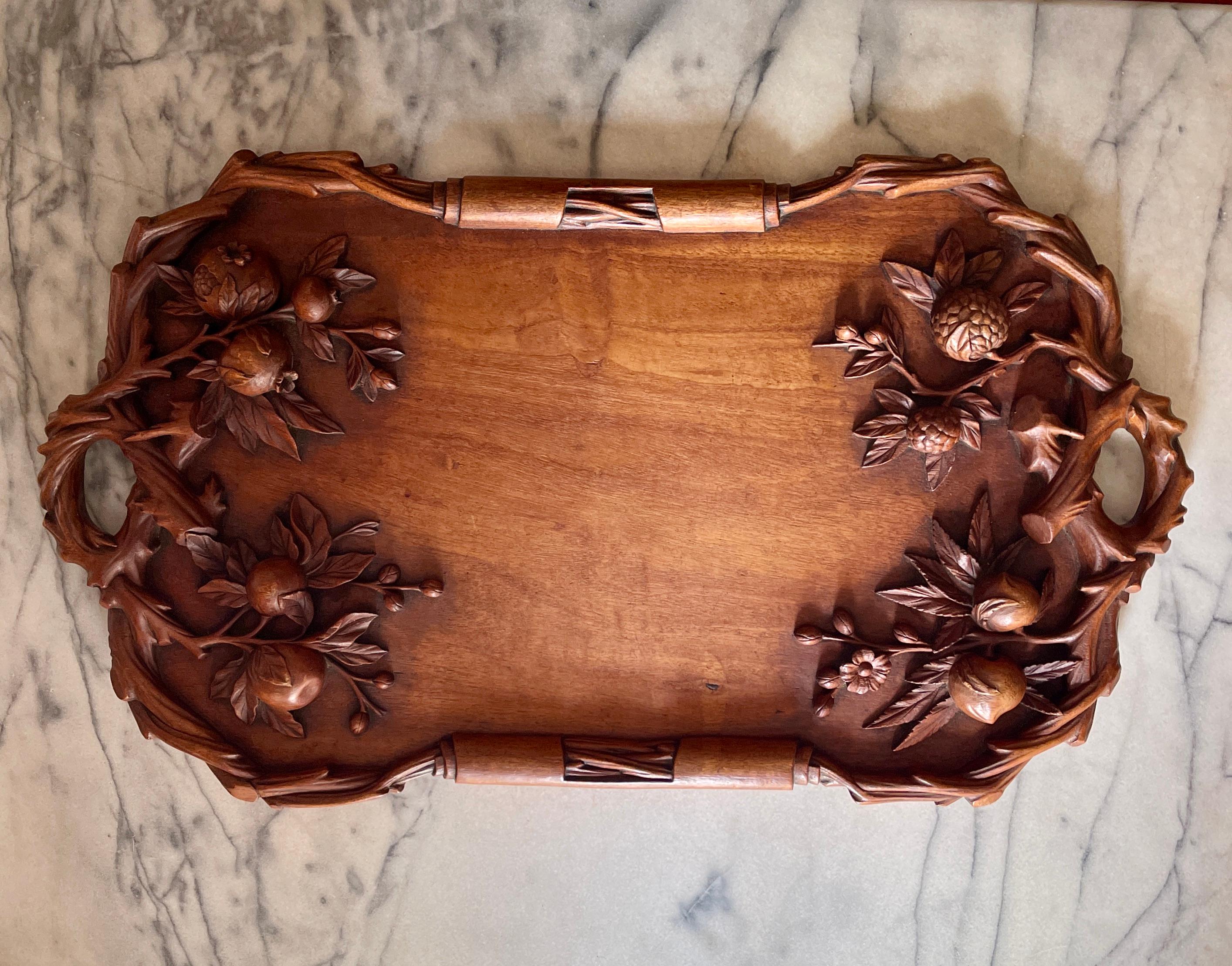 19th C Rustic Black Forest Hand Carved Walnut Branching Fruit Serving Tray For Sale 3