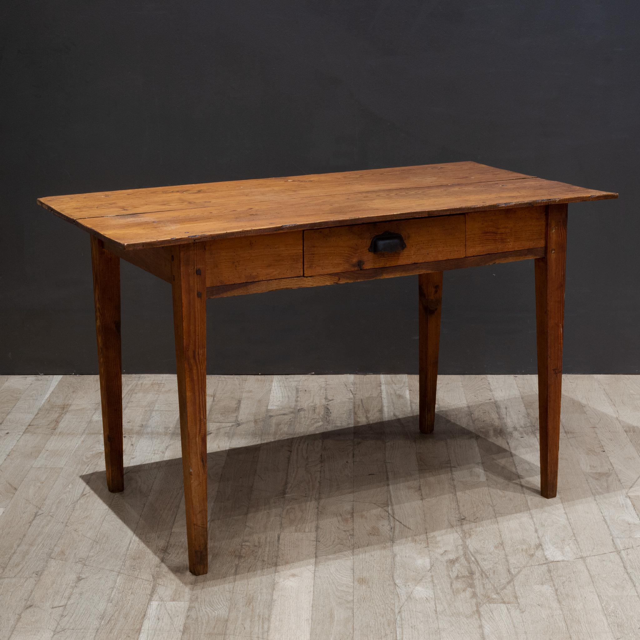 19th c. Rustic French Farmhouse Table c.1850-1900 In Good Condition For Sale In San Francisco, CA