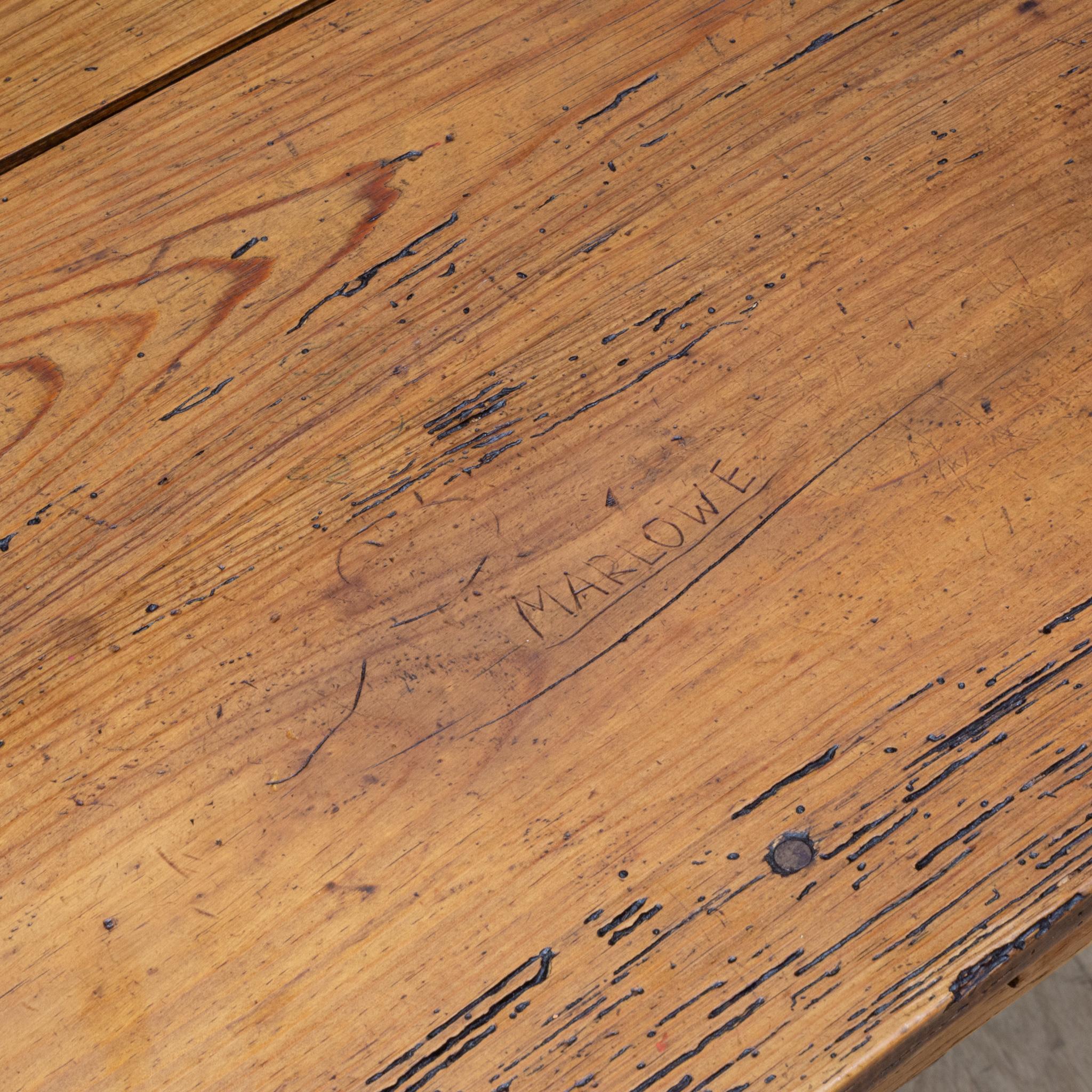 19. Jahrhundert. Rustikaler französischer Bauernhaustisch ca.1850-1900 im Zustand „Gut“ im Angebot in San Francisco, CA