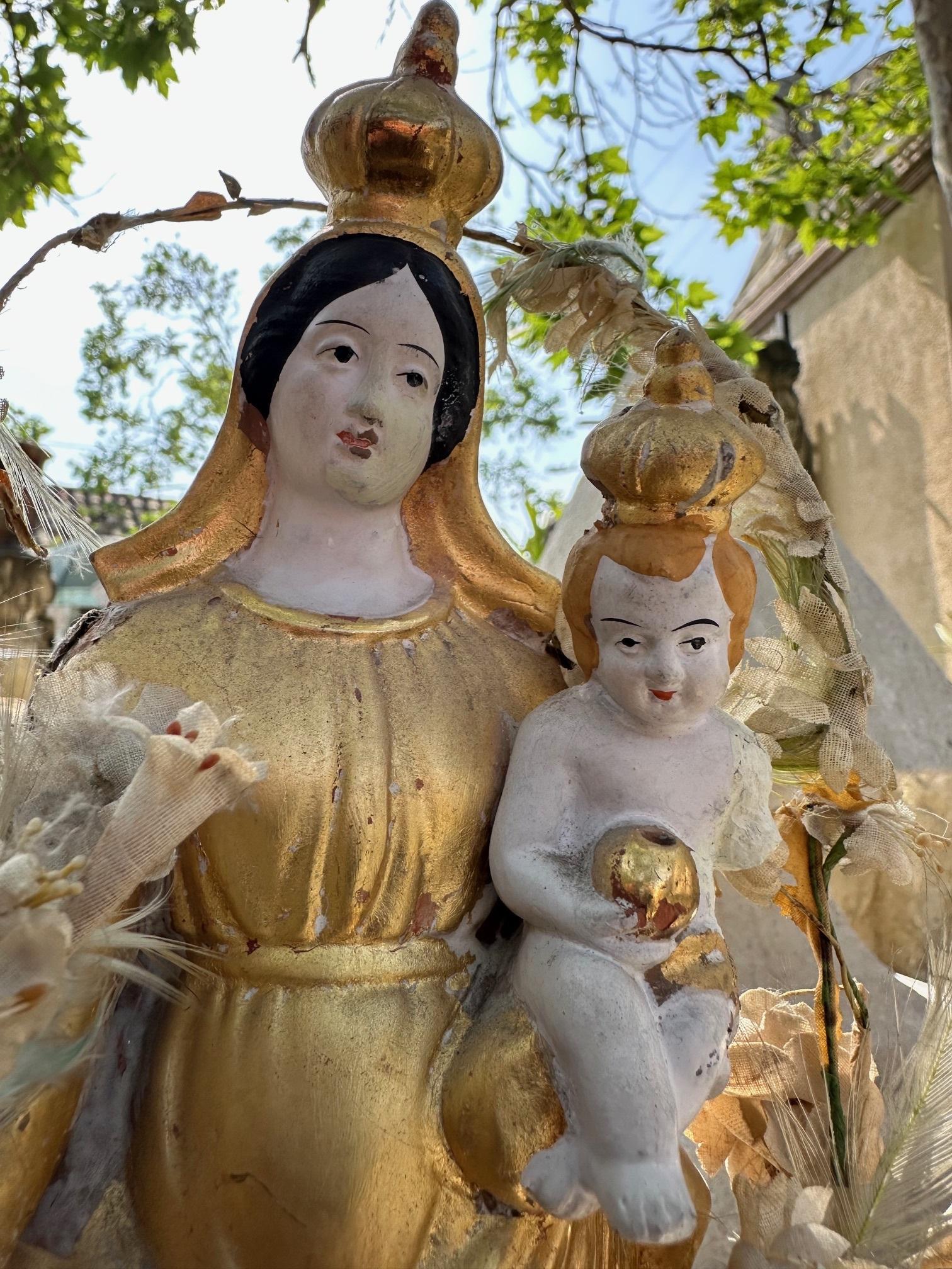 19. Jahrhundert Santos Handgefertigte Statue Jungfrau Maria und Kind, Antiquitäten Los Angeles CA LA im Angebot 13