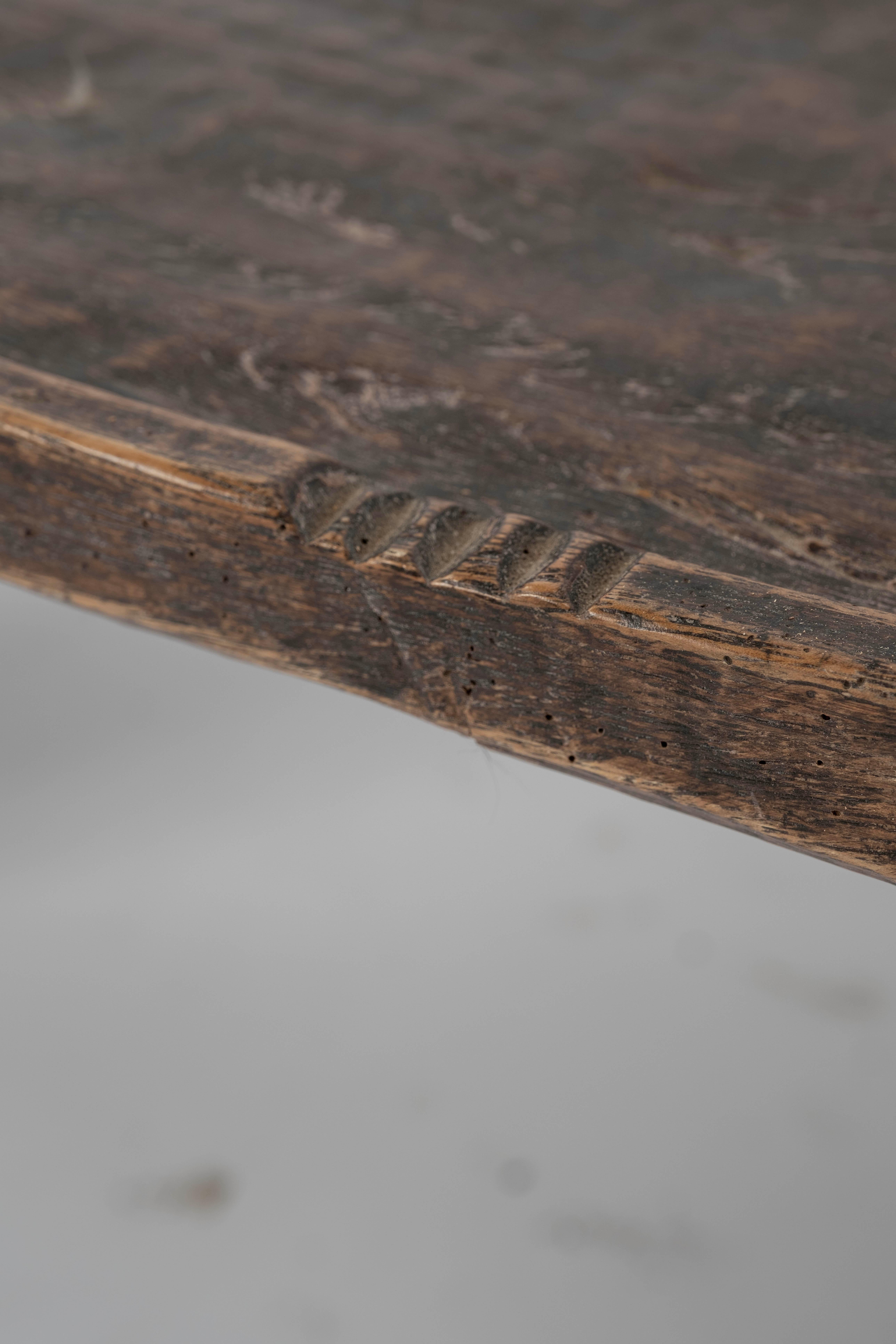A.I.C., table basse de lit Senufo du 19e siècle en vente 7