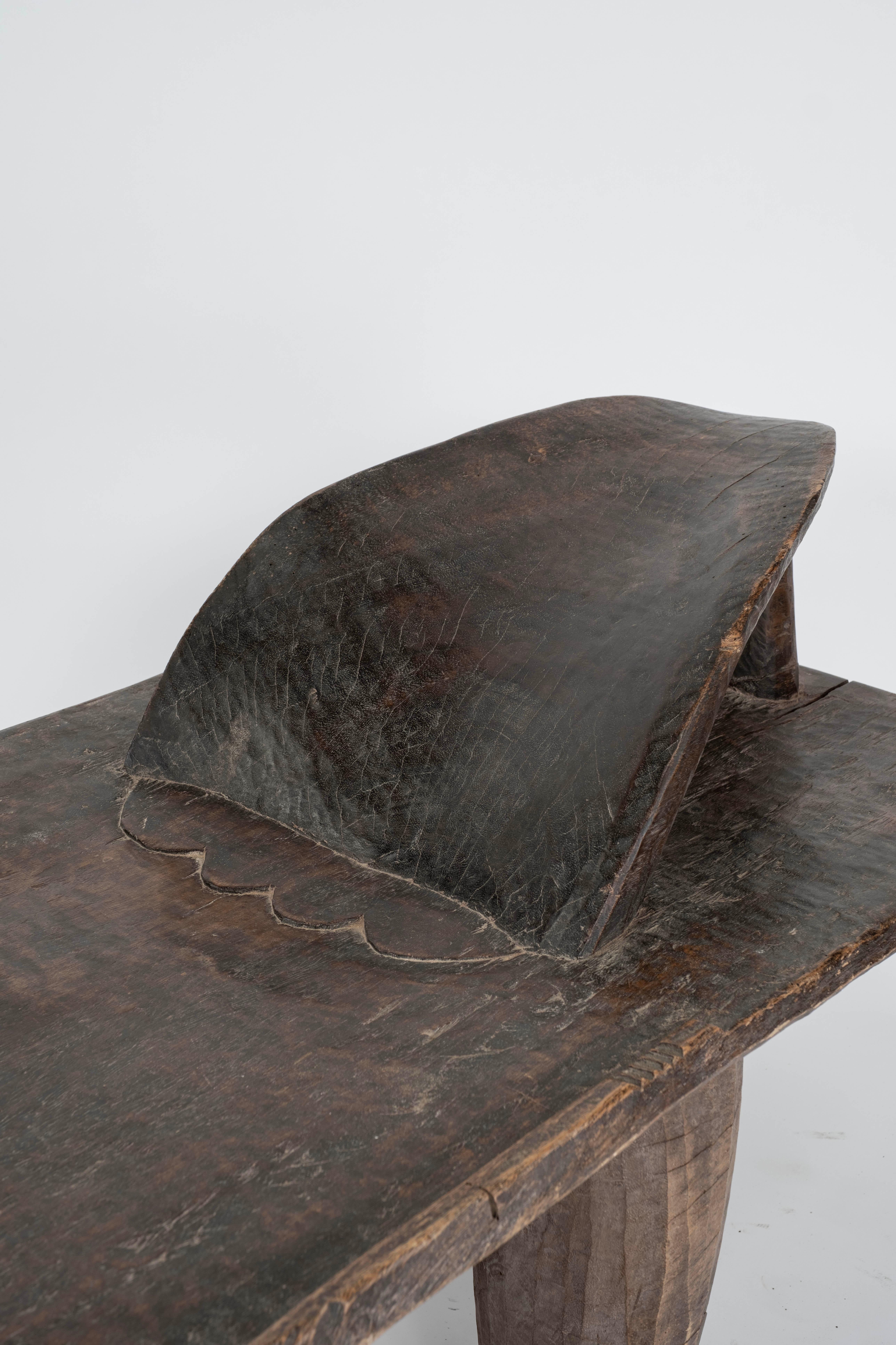 A.I.C., table basse de lit Senufo du 19e siècle en vente 8