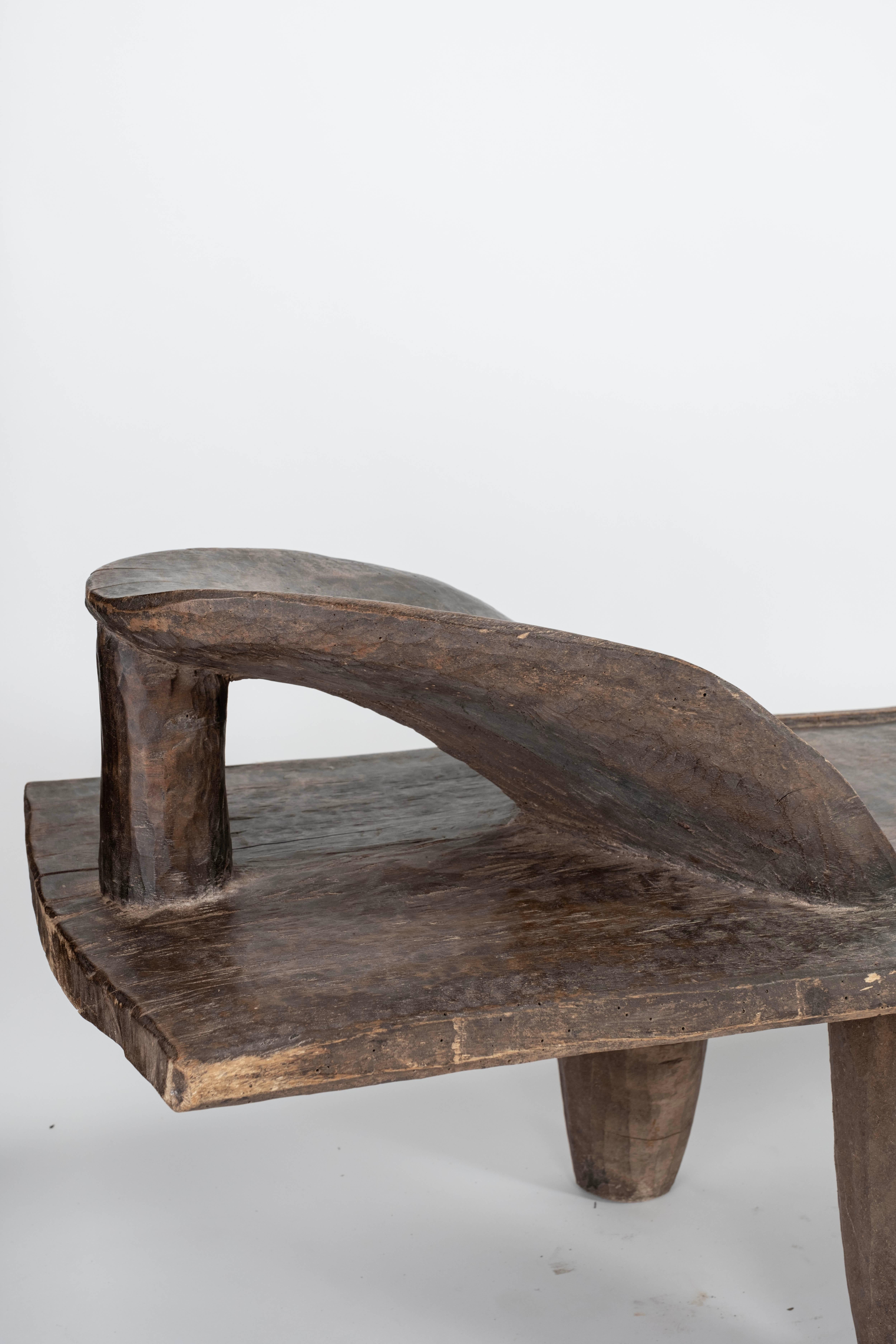 A.I.C., table basse de lit Senufo du 19e siècle en vente 12