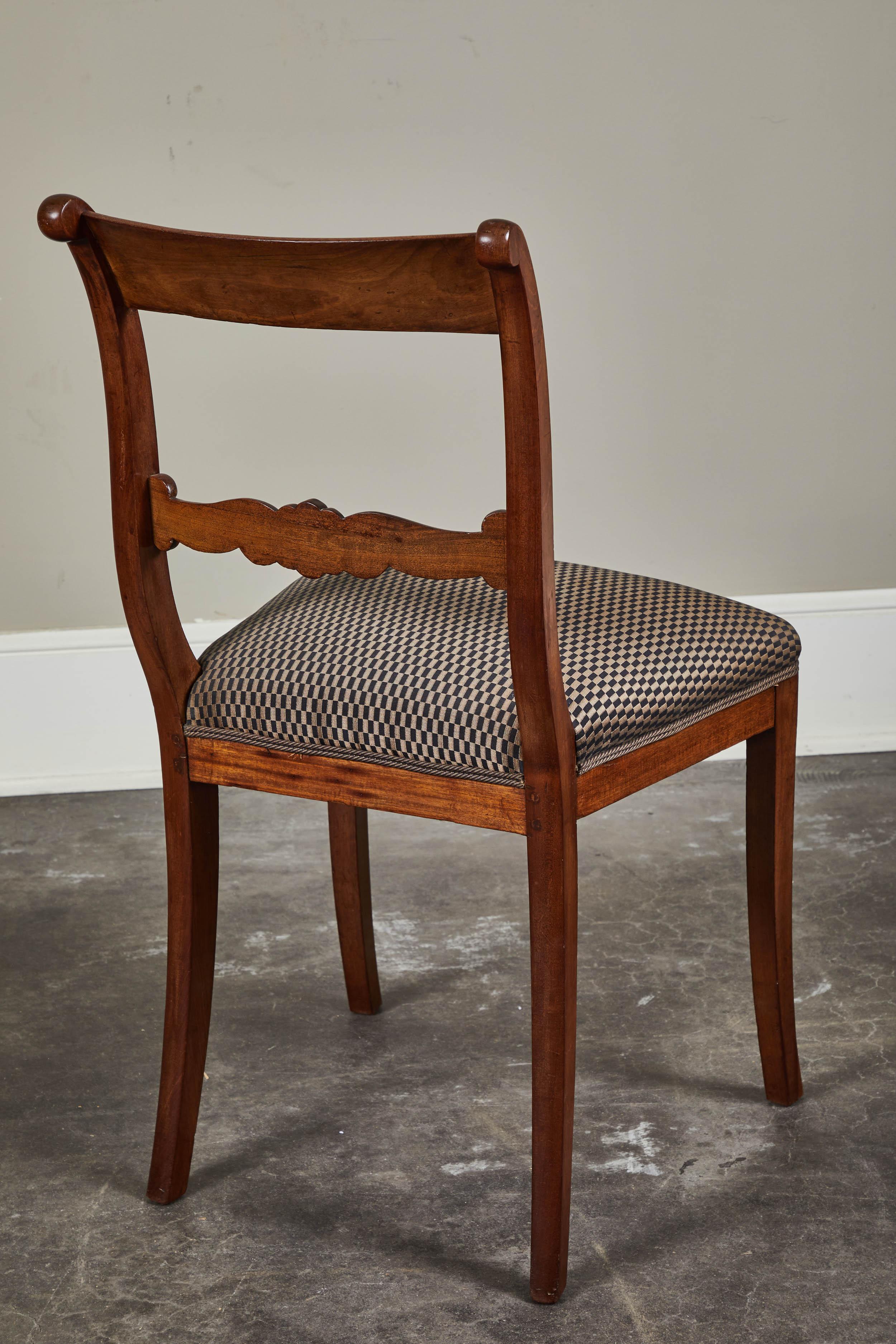 19th Century Set of 6 English Mahogany Dining Chairs 1