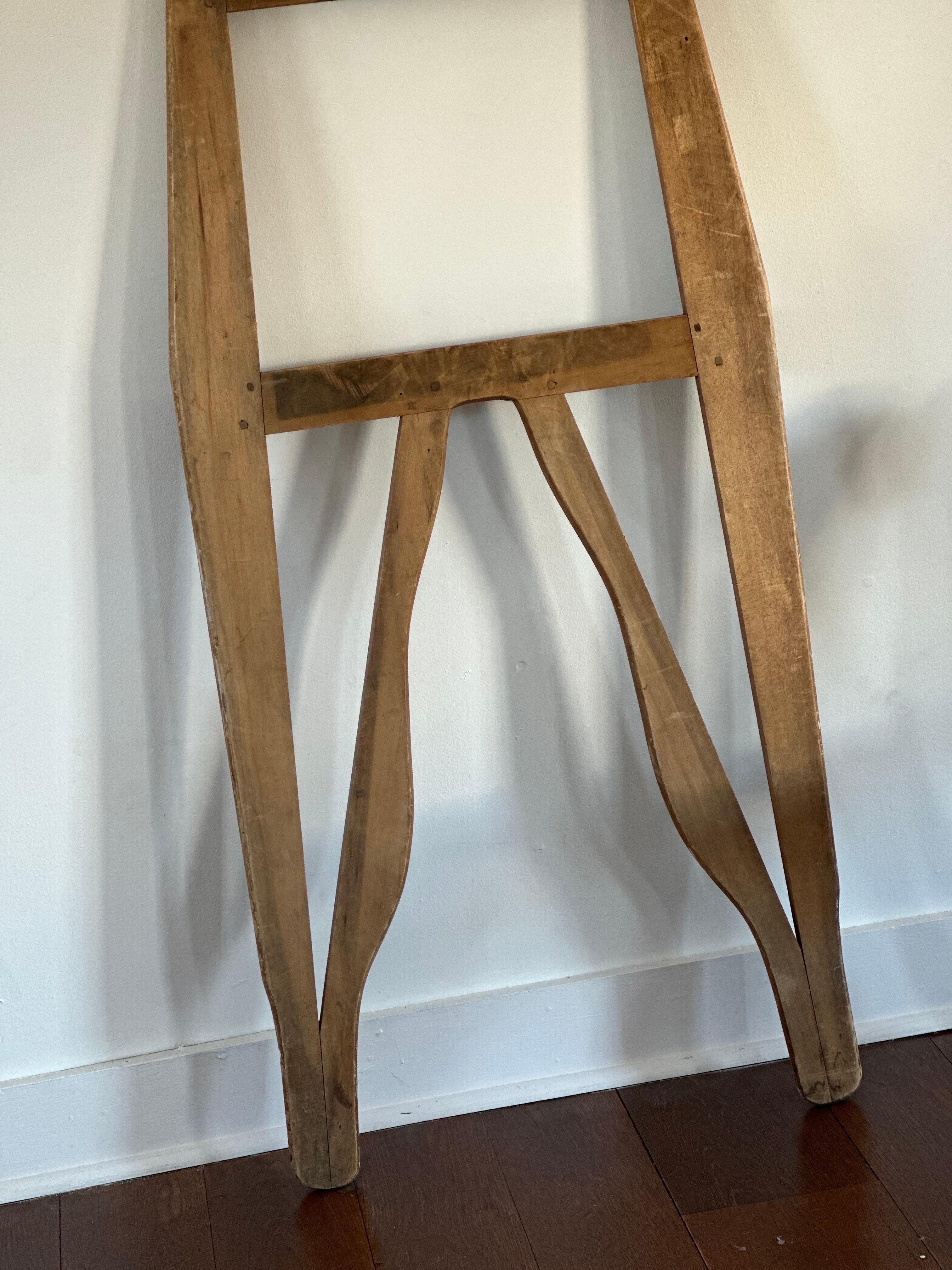 19th C Shaker clothes stretcher For Sale 1