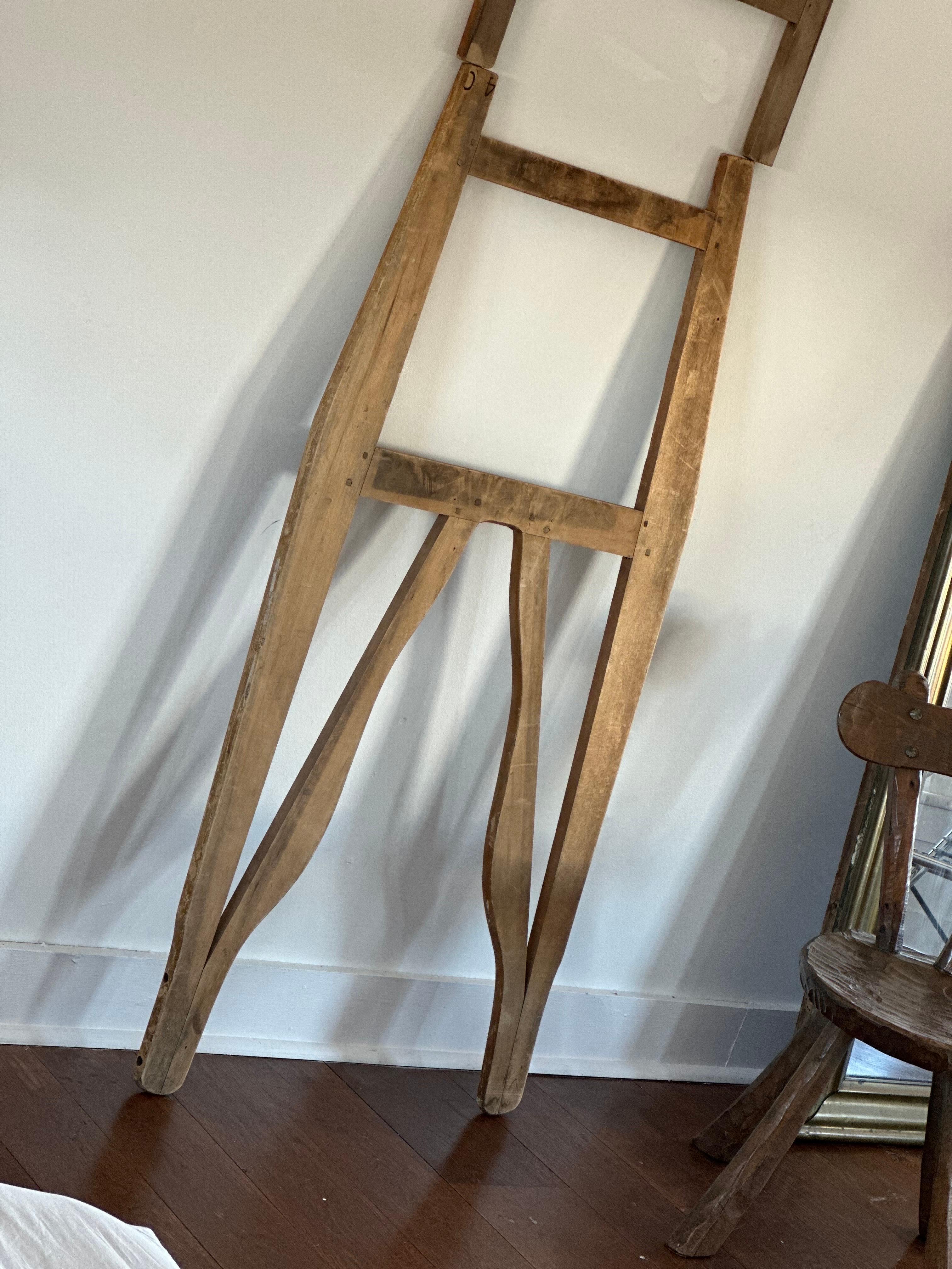 19th C Shaker clothes stretcher For Sale 4