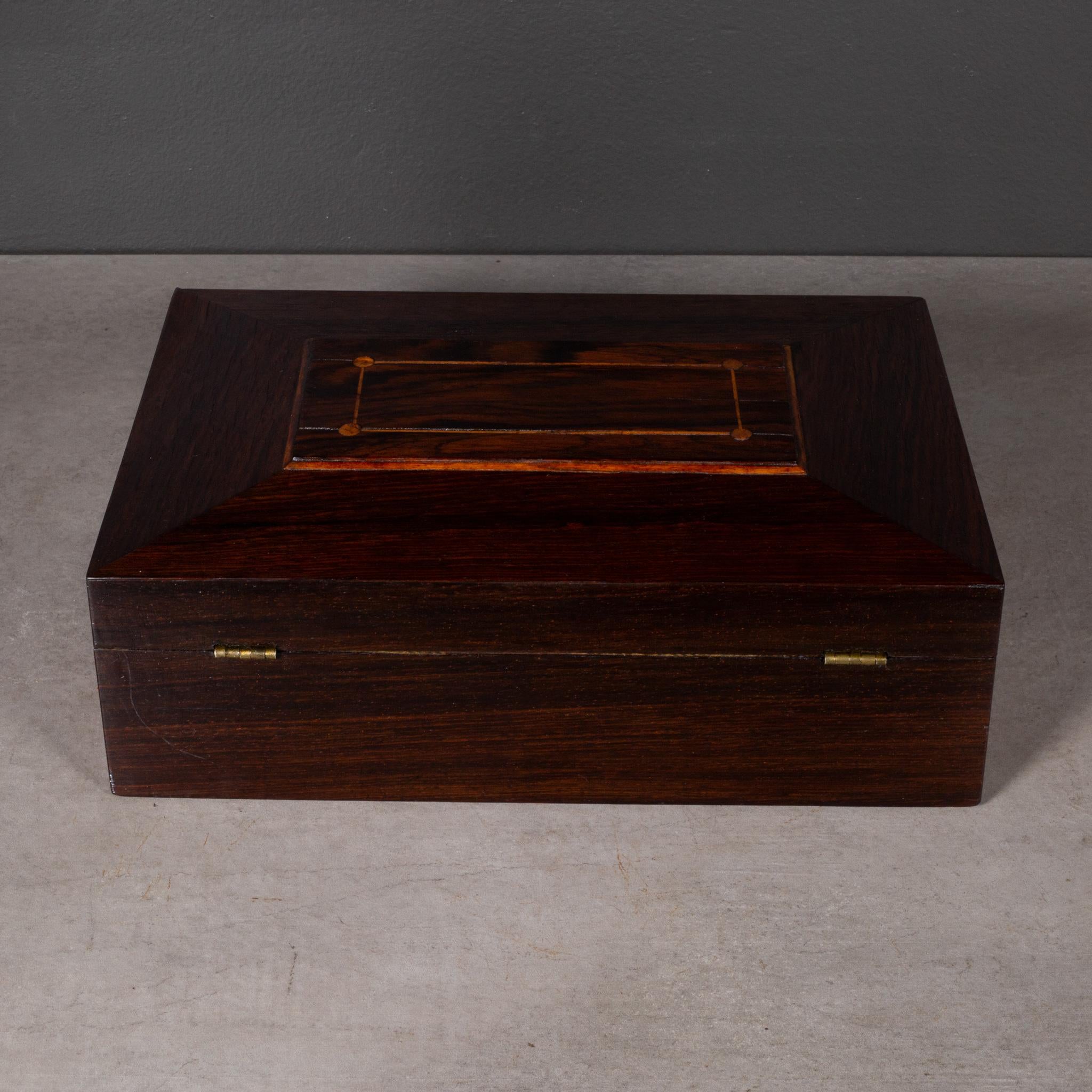 19th c. Shaker Inlay Sewing Box c.1800s (FREE SHIPPING) In Good Condition For Sale In San Francisco, CA