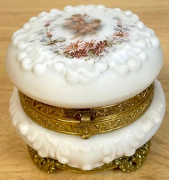 Boîte de table à motifs Putti Wavecrest signée du 19ème siècle