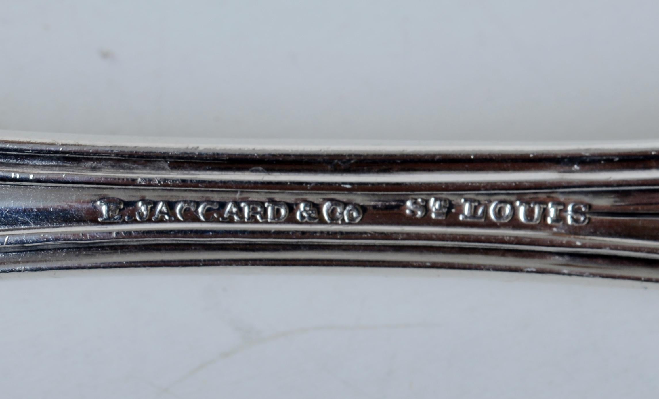 Placcato argento Server per torte placcato in argento del XIX secolo di E. Jaccard con scena di barca da pesca sulla lama in vendita