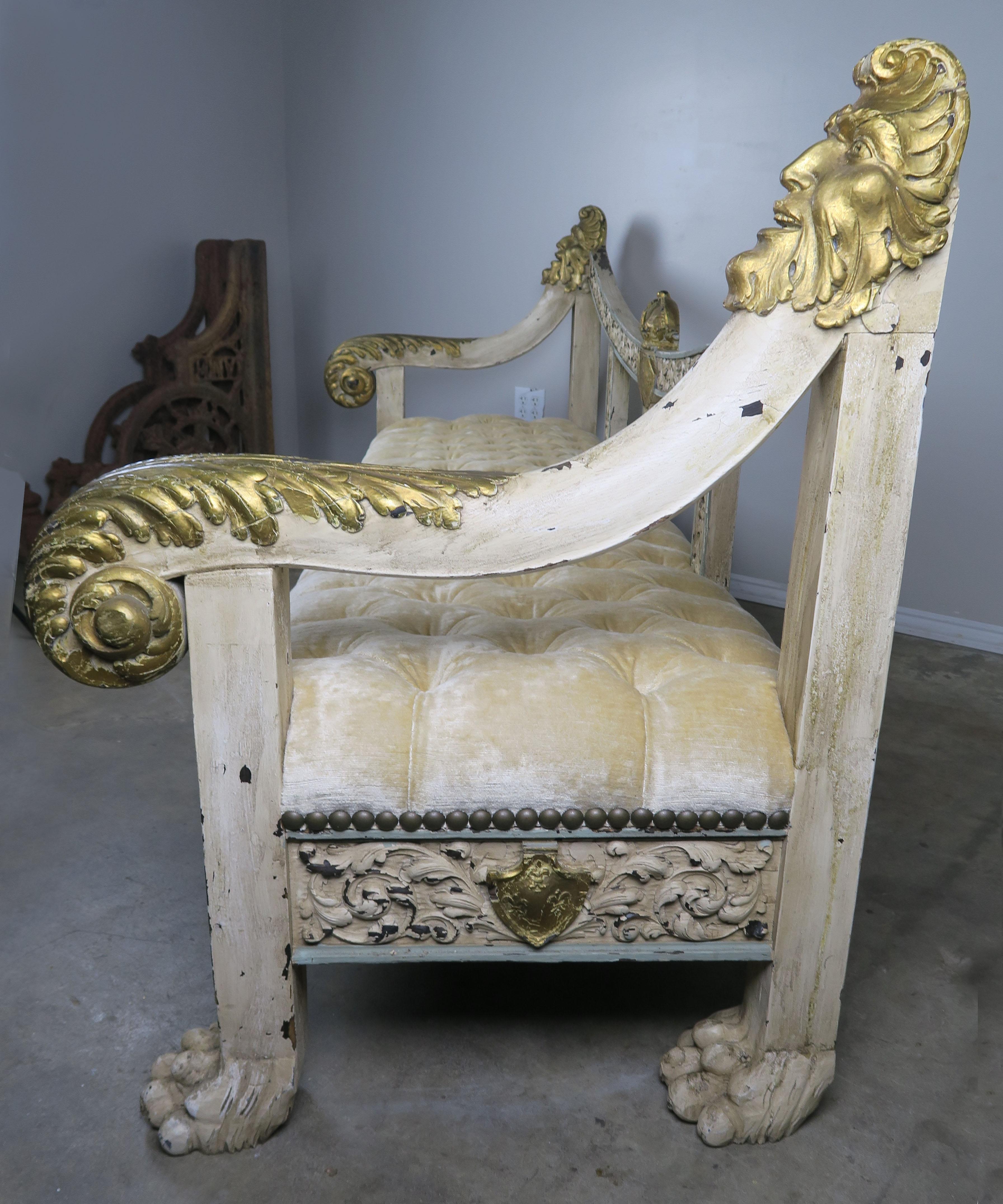 19th Century Spanish Baroque Painted and Parcel-Gilt Bench with Lion Feet 6