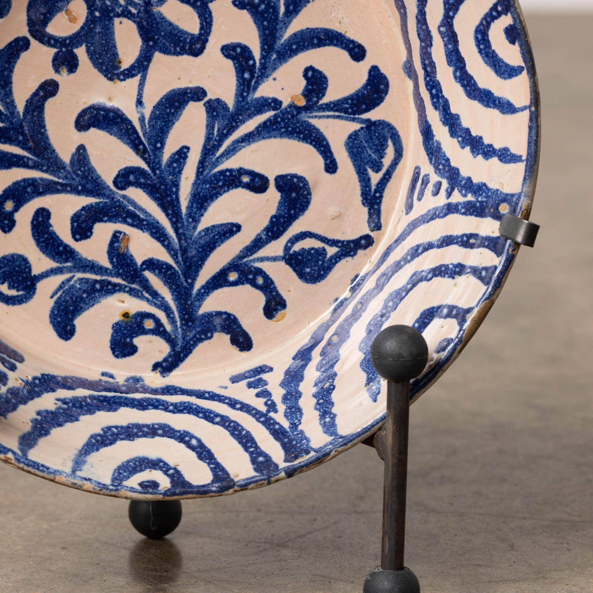 19. Jahrhundert. Spanische blau-weiße Fajalauza Lebrillo-Schale aus Granada im Angebot 2